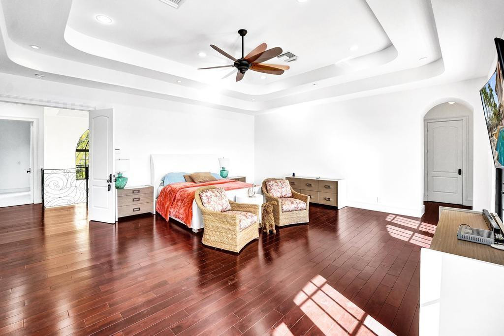 2340 NE 47TH, Lighthouse Point FL 33064