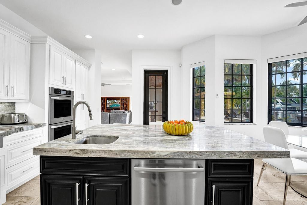 2340 NE 47TH, Lighthouse Point FL 33064