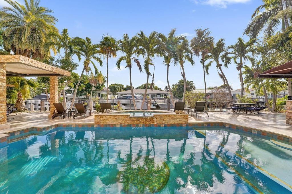 2340 NE 47TH, Lighthouse Point FL 33064