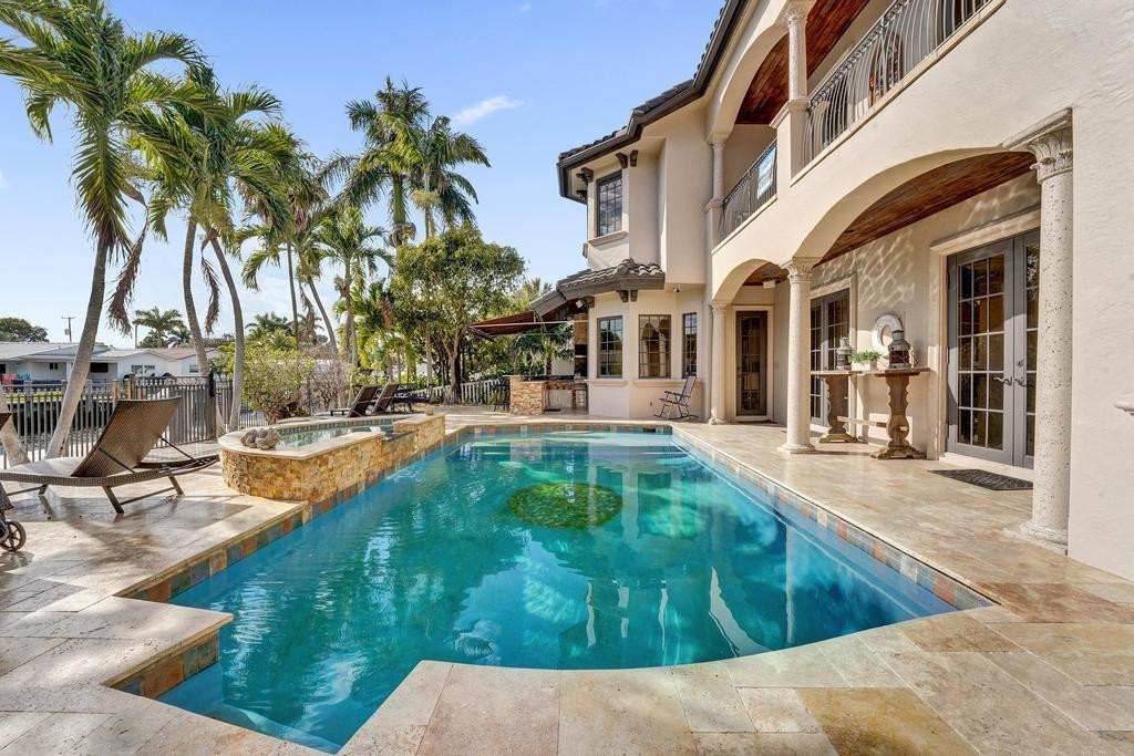 2340 NE 47TH, Lighthouse Point FL 33064