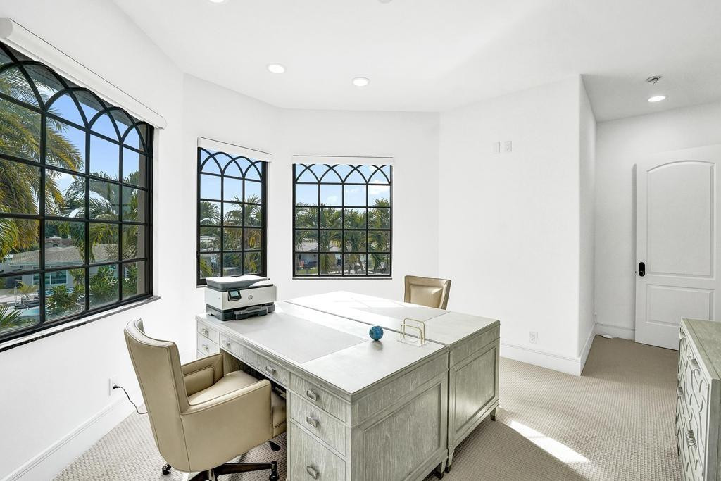 2340 NE 47TH, Lighthouse Point FL 33064