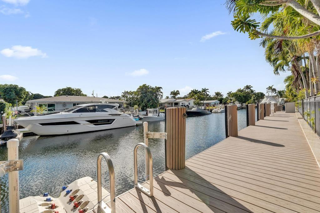 2340 NE 47TH, Lighthouse Point FL 33064