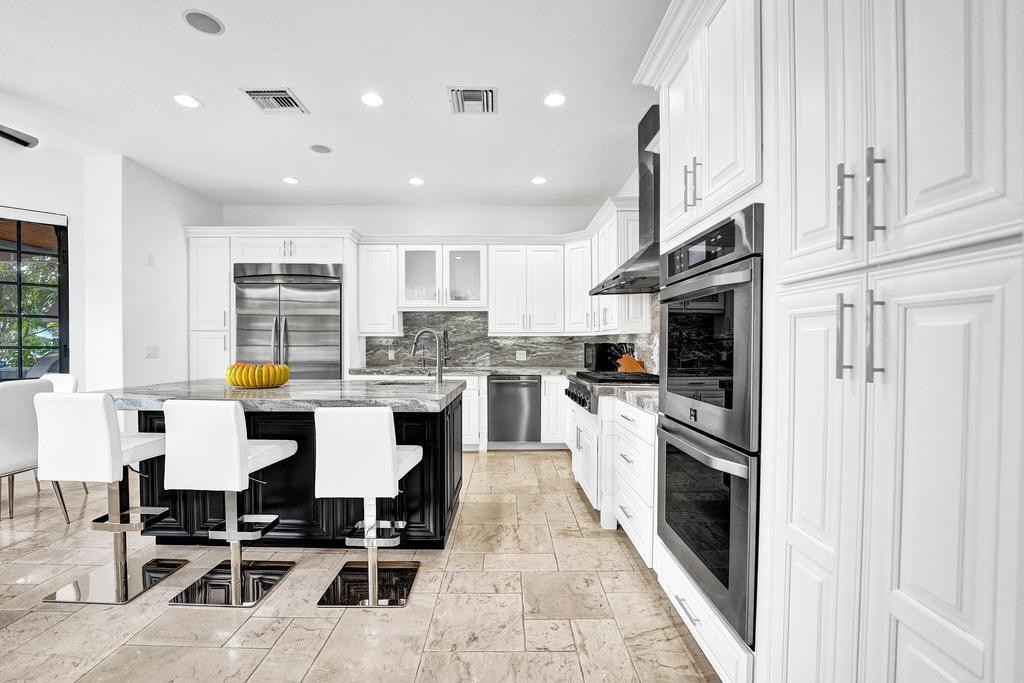 2340 NE 47TH, Lighthouse Point FL 33064