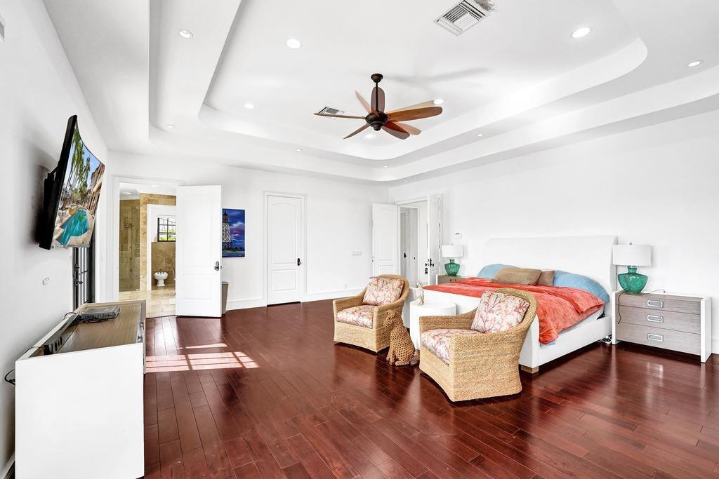 2340 NE 47TH, Lighthouse Point FL 33064