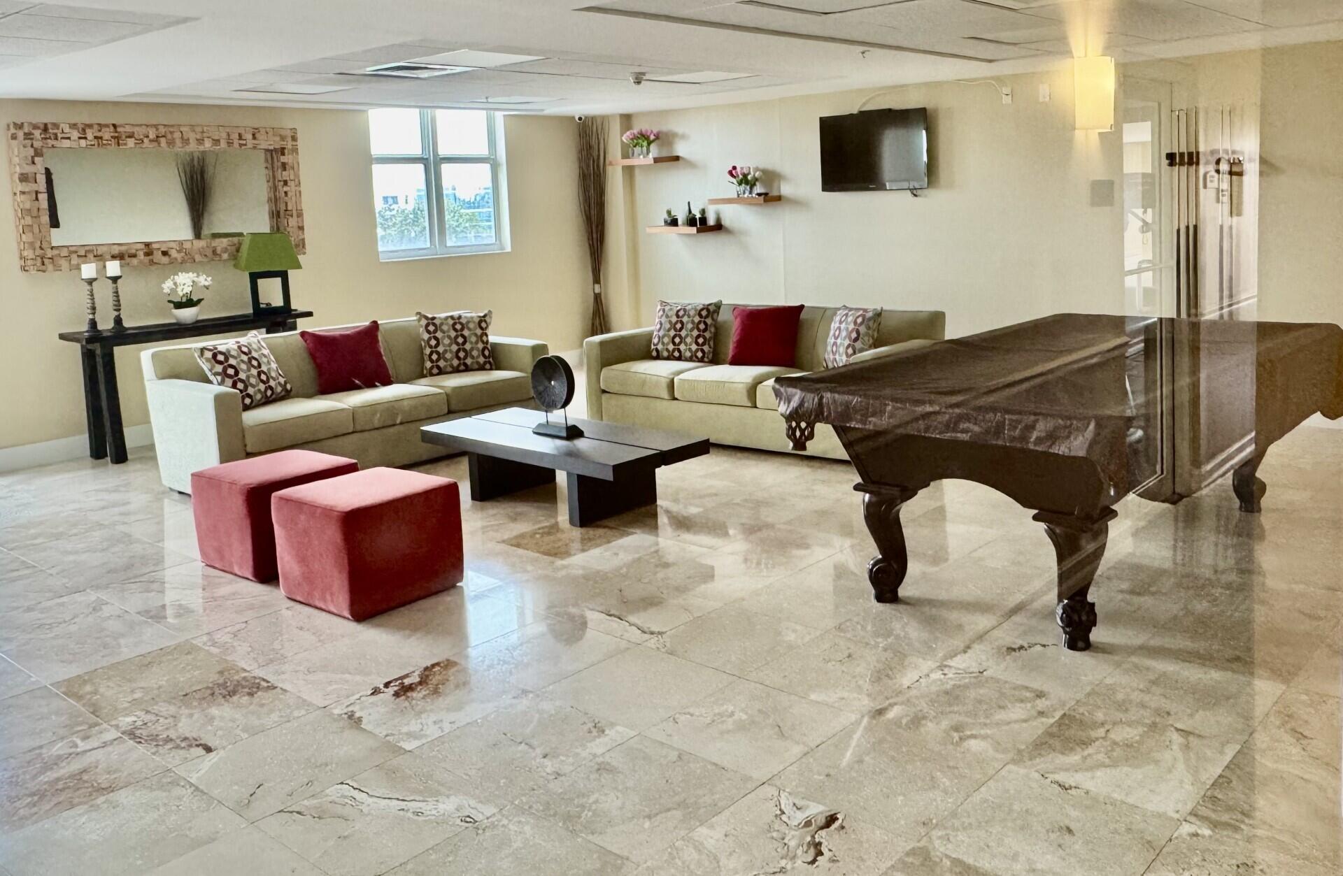 117 NW 42ND #1513, Miami FL 33126