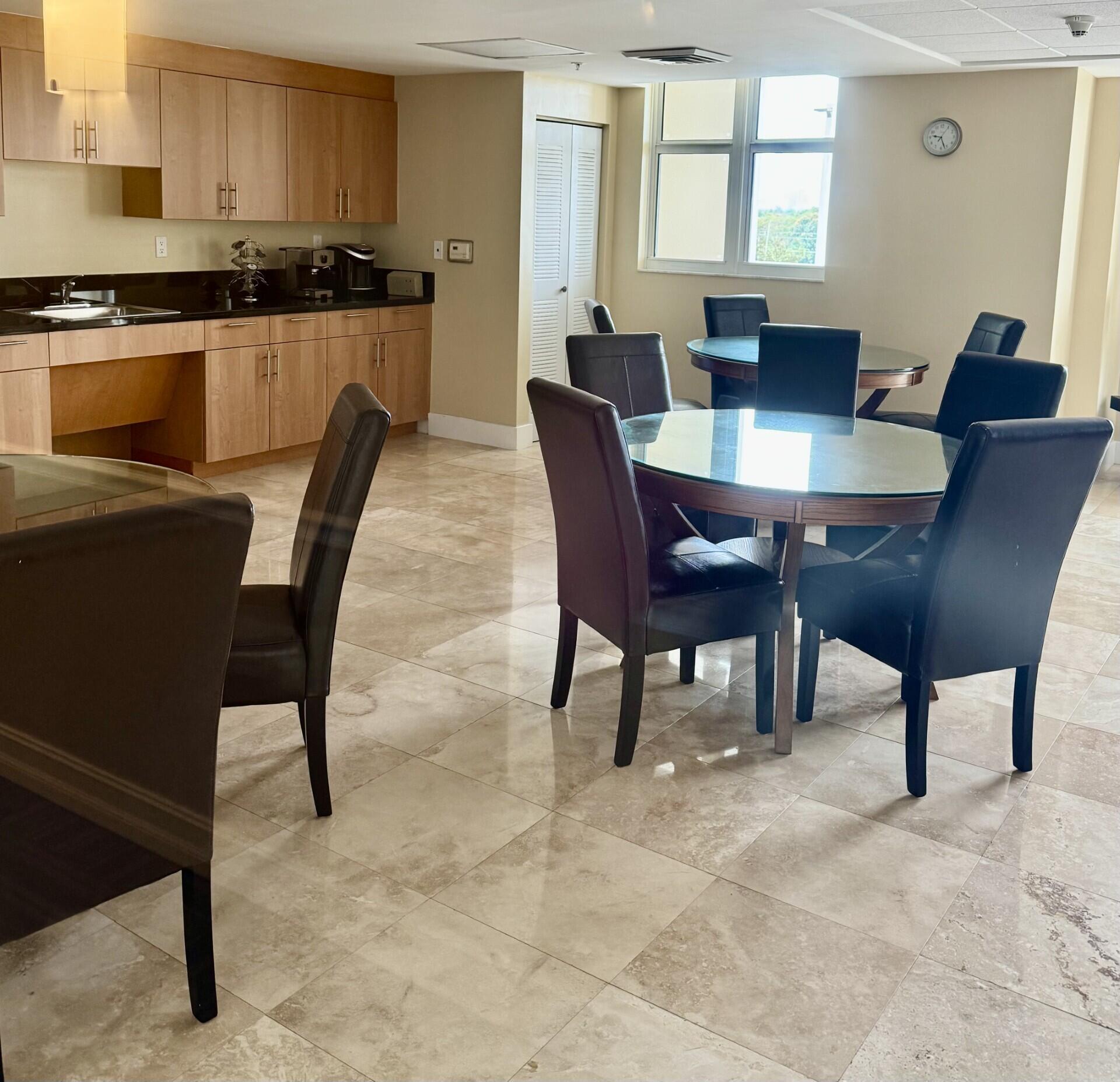 117 NW 42ND #1513, Miami FL 33126