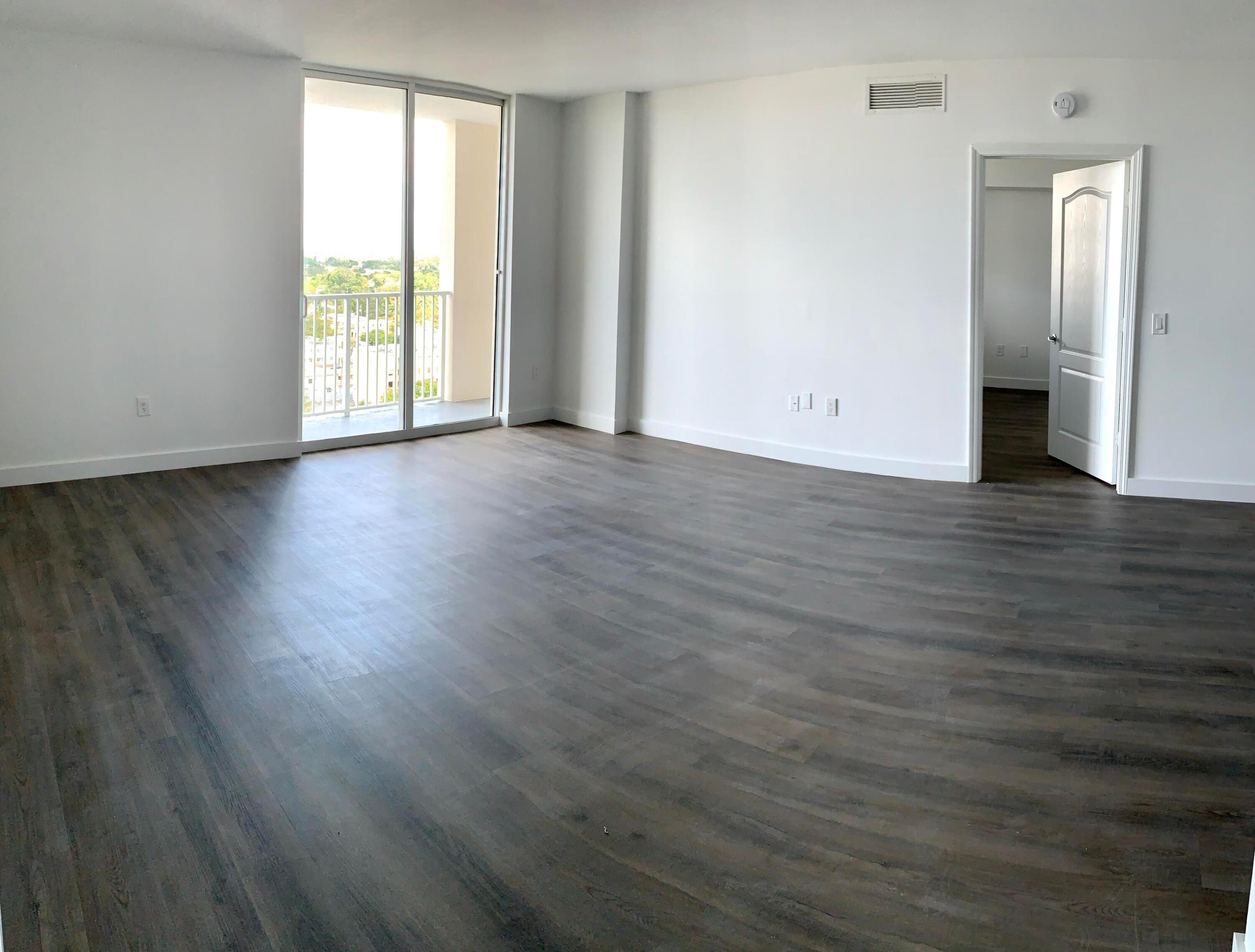 117 NW 42ND #1513, Miami FL 33126