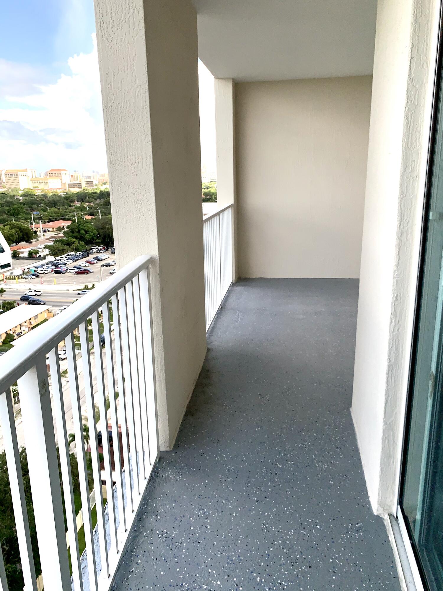 117 NW 42ND #1513, Miami FL 33126