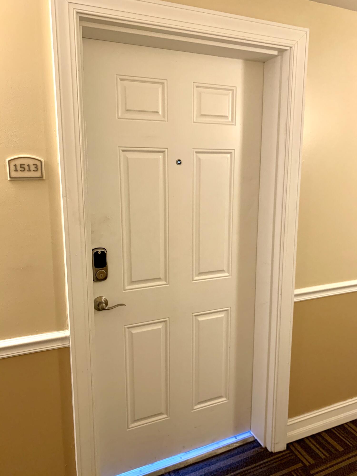 117 NW 42ND #1513, Miami FL 33126