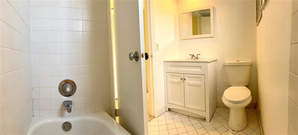 1407 NE 56TH #217, Fort Lauderdale FL 33334