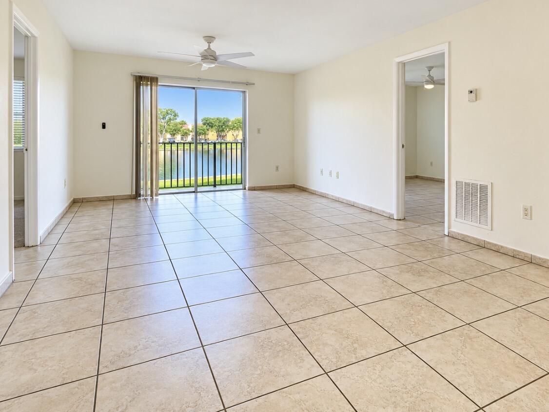 4709 NW 7th #109-9, Miami FL 33126