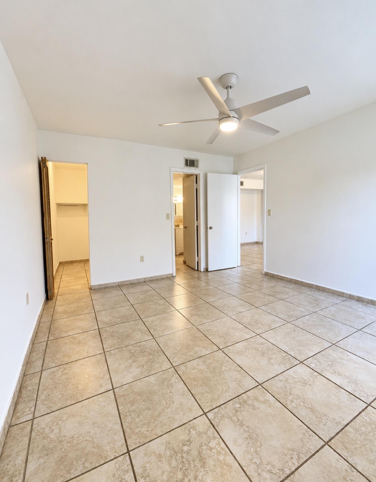 4709 NW 7th #109-9, Miami FL 33126