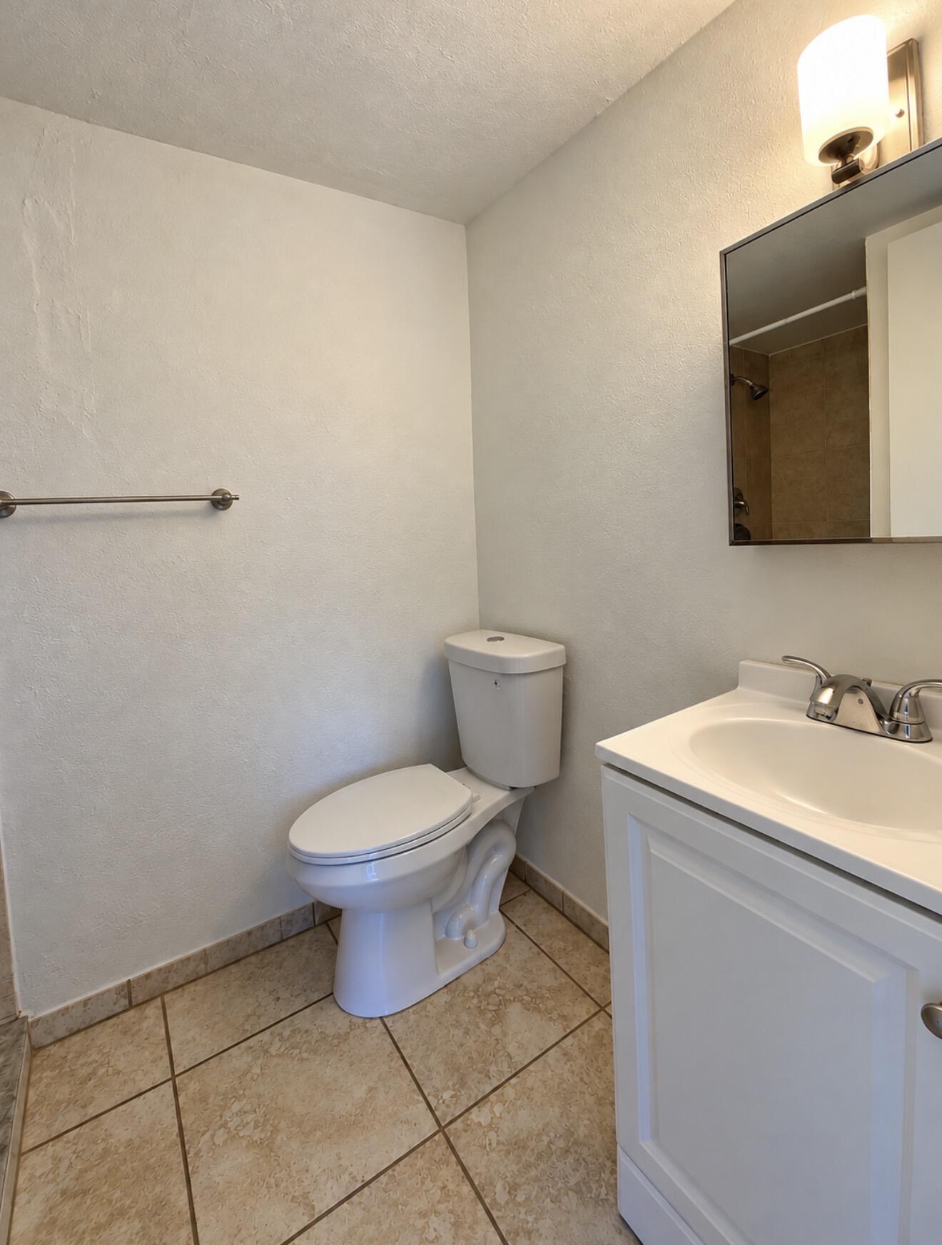 4709 NW 7th #109-9, Miami FL 33126
