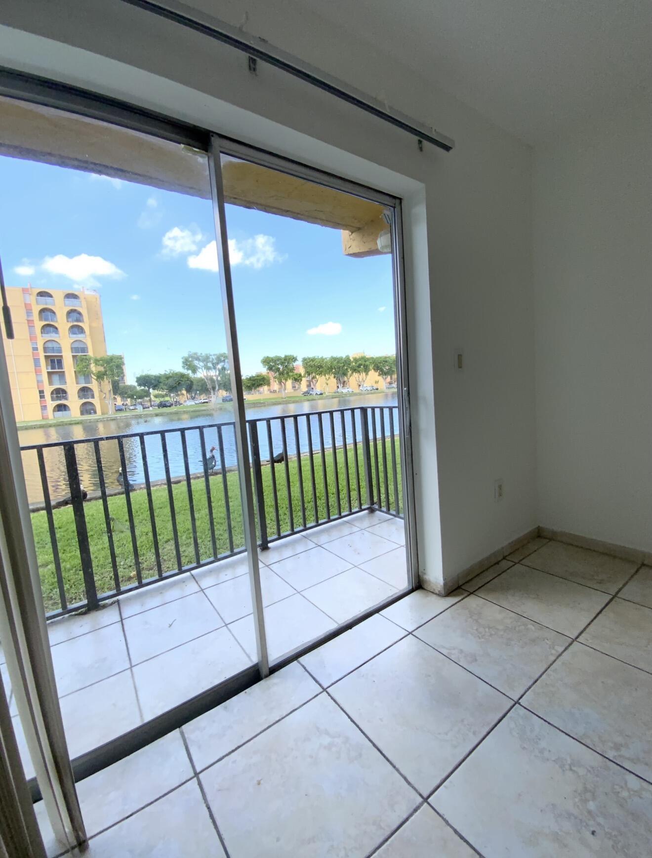 4709 NW 7th #109-9, Miami FL 33126