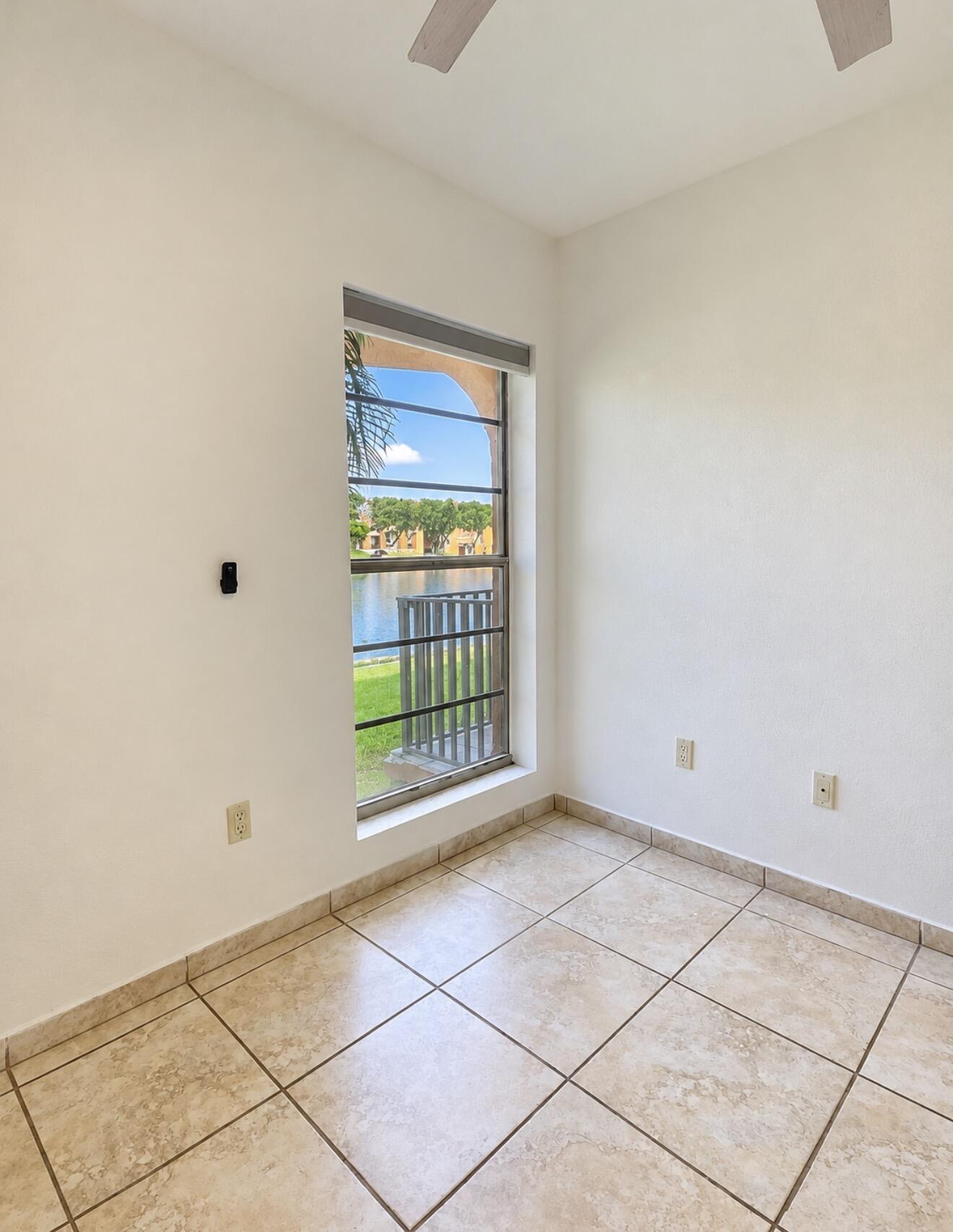 4709 NW 7th #109-9, Miami FL 33126