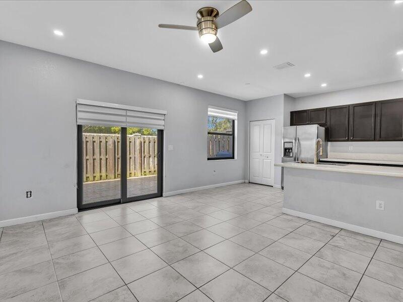20538 NE 2ND, Miami FL 33179