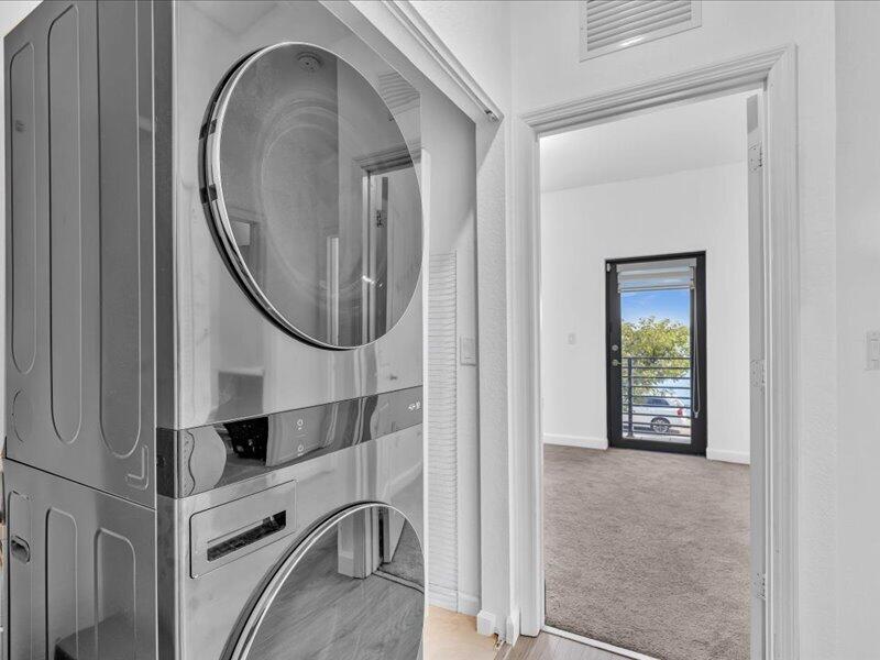 20538 NE 2ND, Miami FL 33179