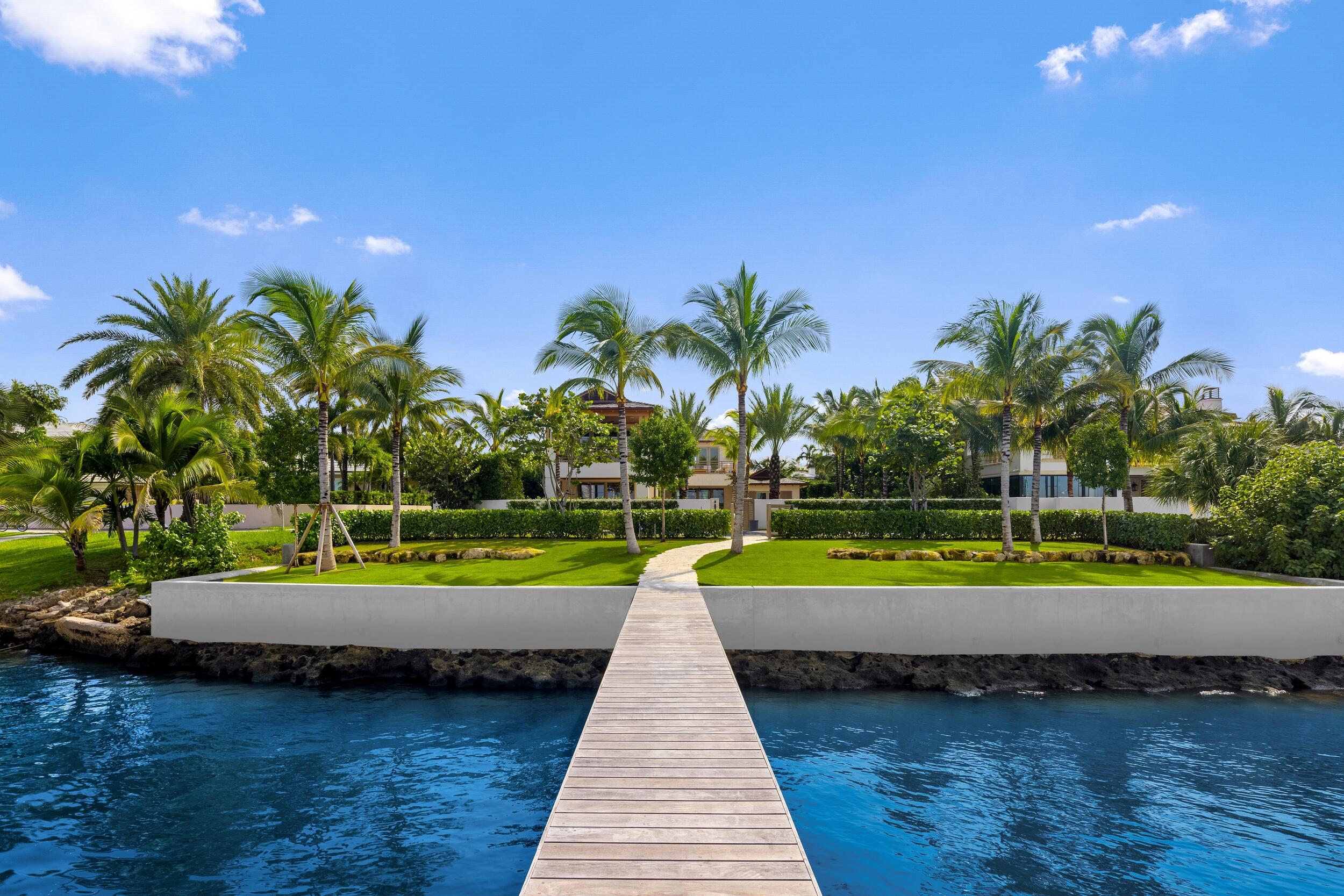 1265 N Lake, Palm Beach FL 33480