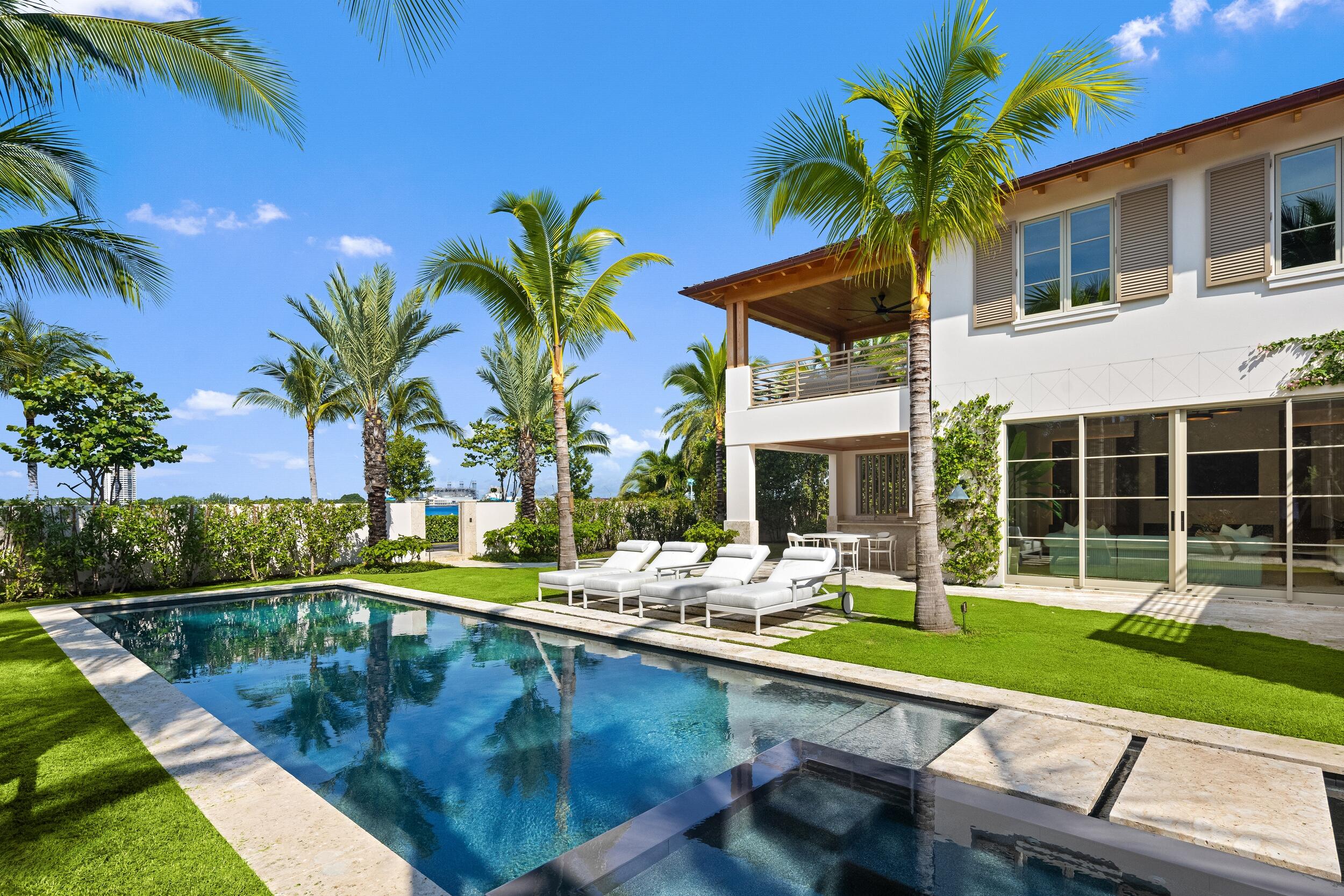 1265 N Lake, Palm Beach FL 33480