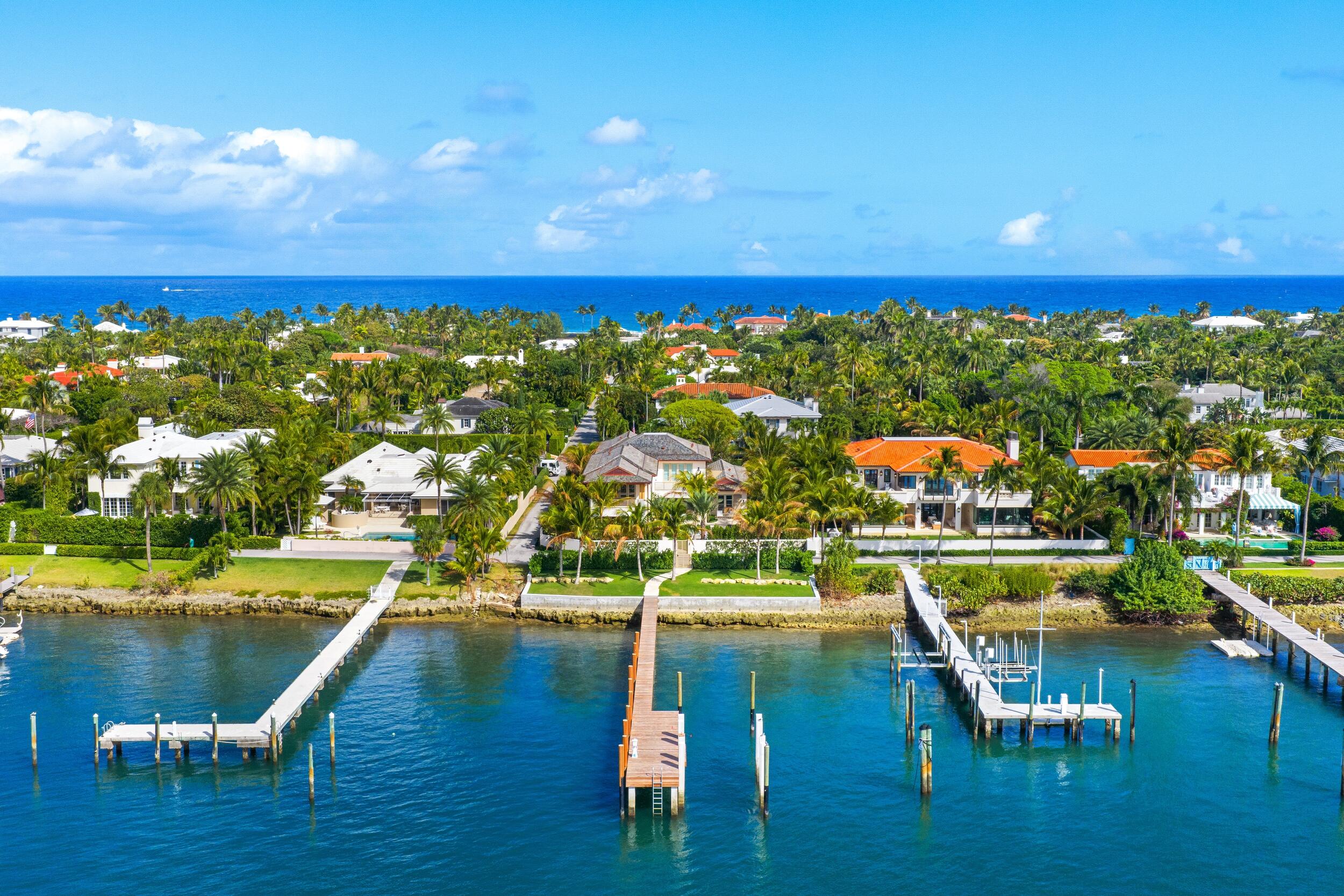1265 N Lake, Palm Beach FL 33480