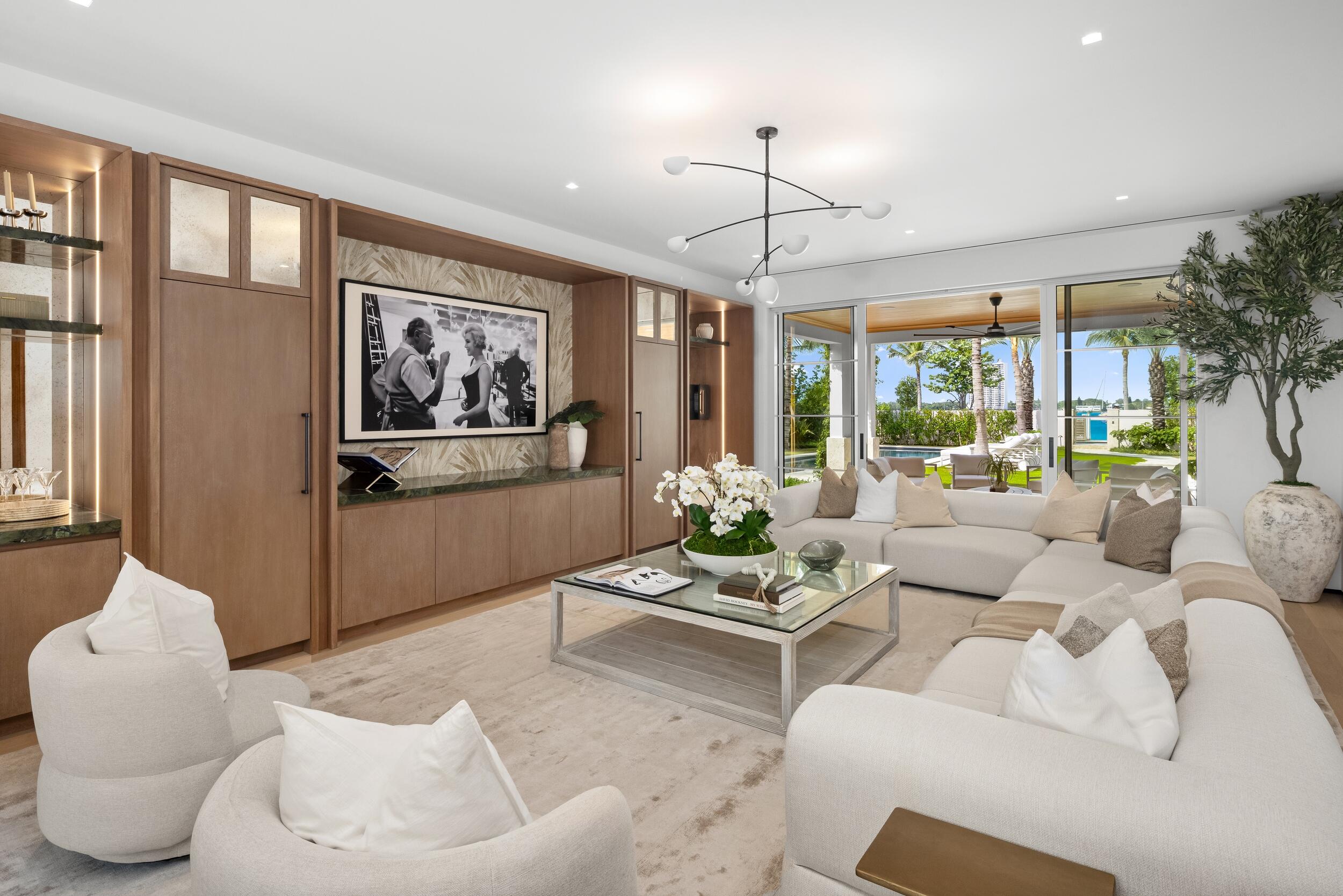 1265 N Lake, Palm Beach FL 33480