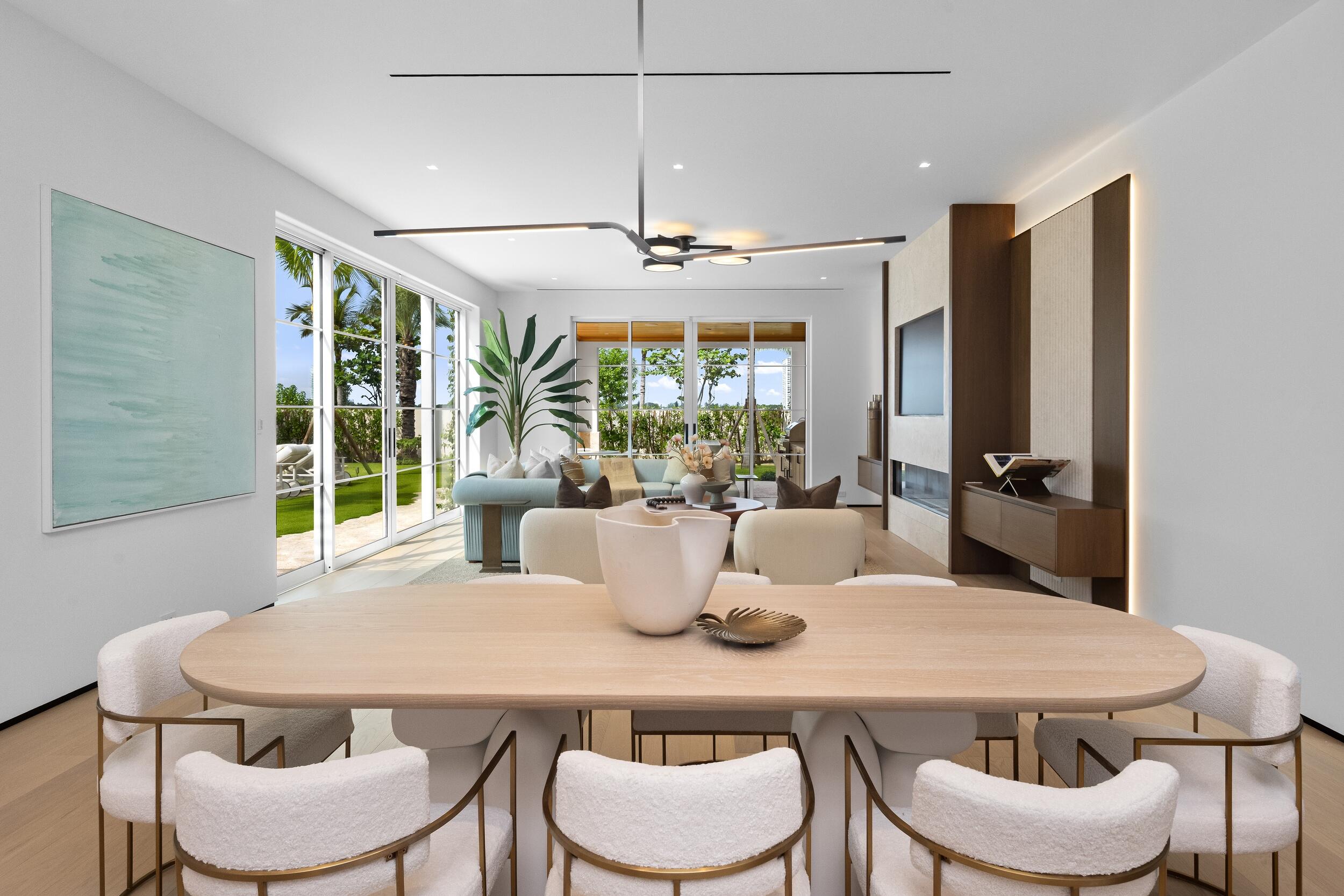 1265 N Lake, Palm Beach FL 33480