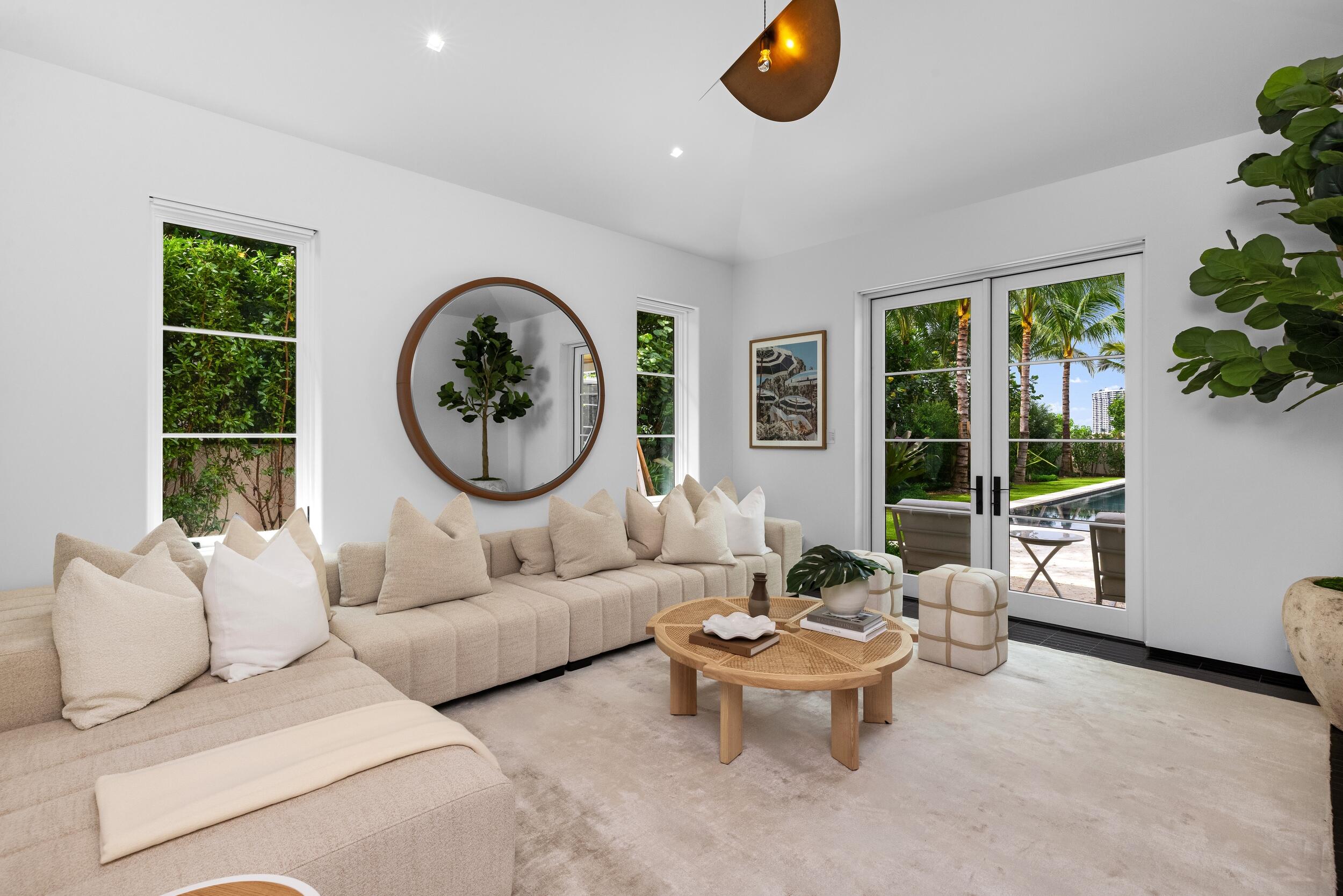 1265 N Lake, Palm Beach FL 33480