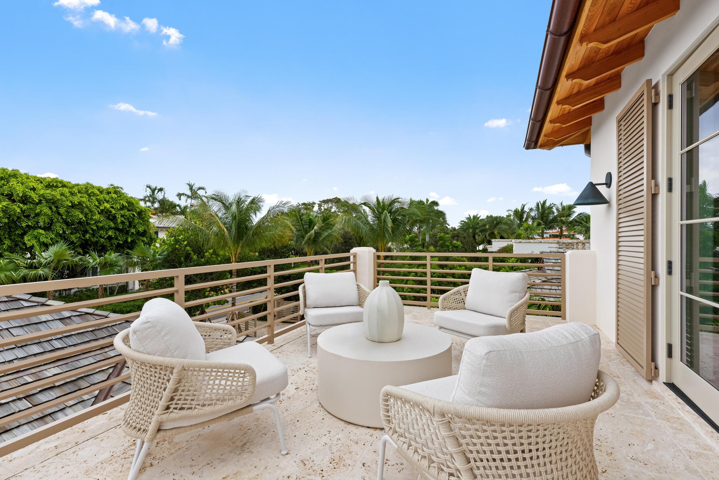 1265 N Lake, Palm Beach FL 33480