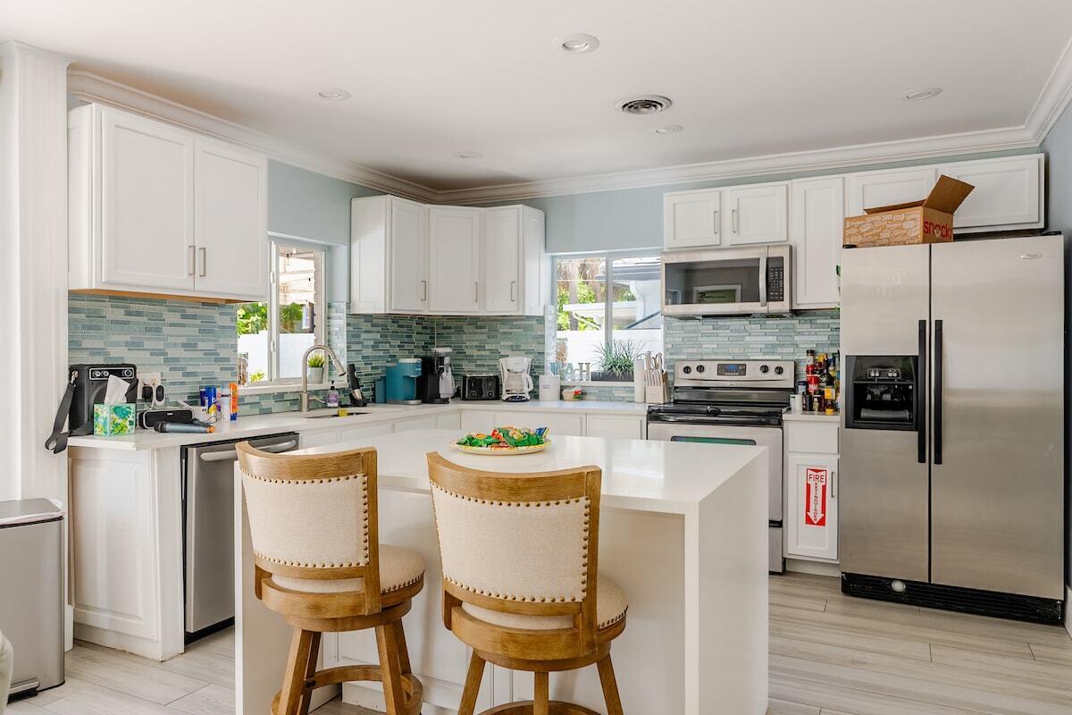 3036 NE 19TH, Fort Lauderdale FL 33305