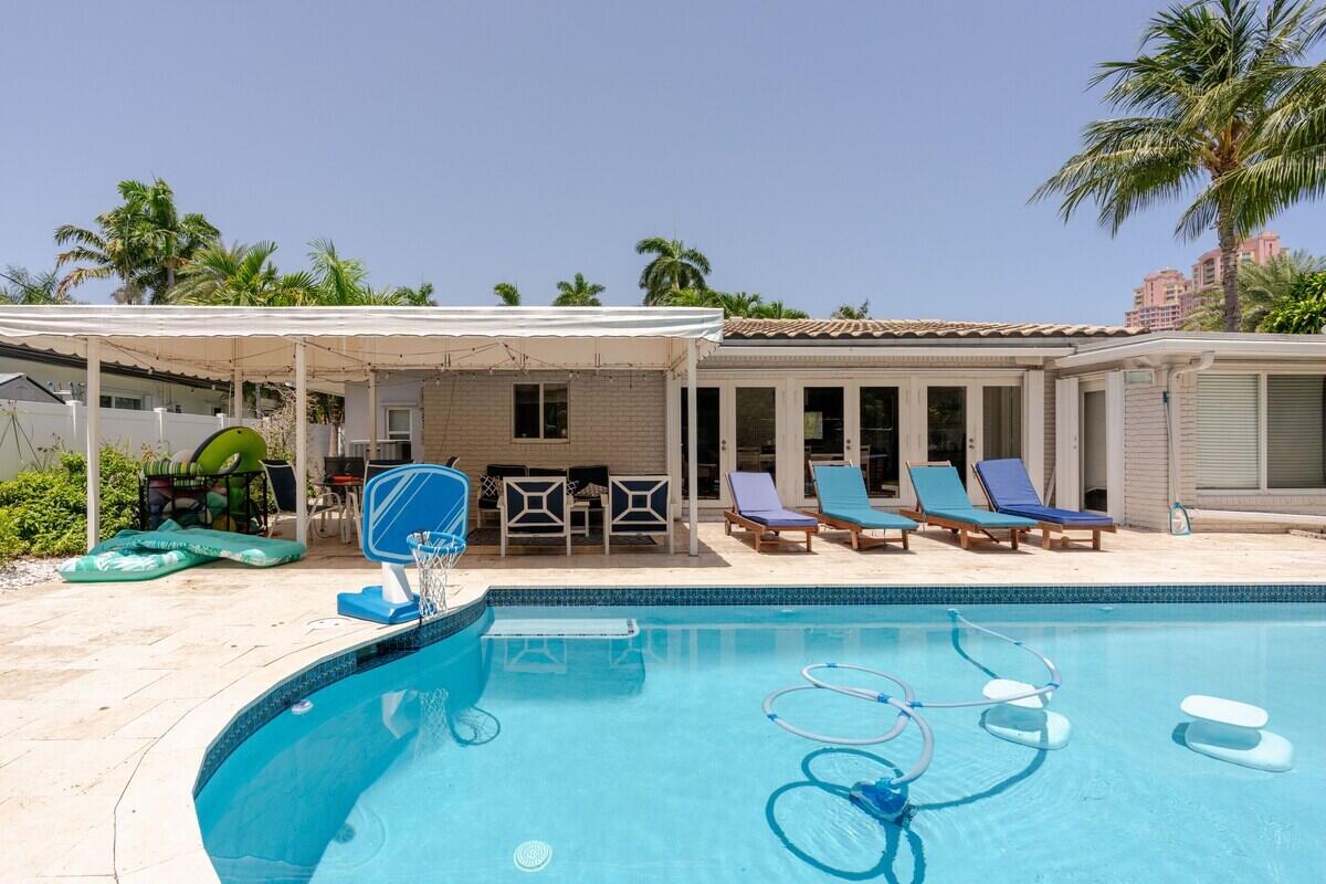 3036 NE 19TH, Fort Lauderdale FL 33305