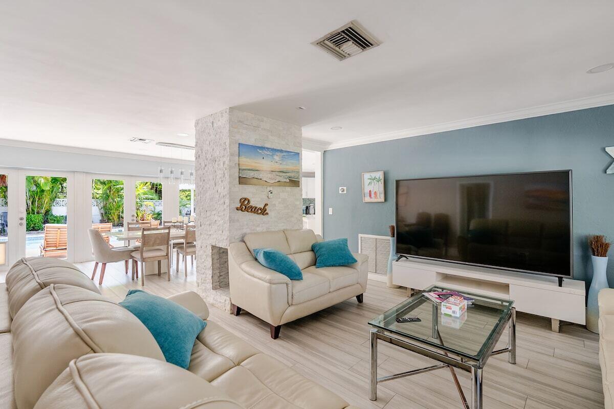 3036 NE 19TH, Fort Lauderdale FL 33305