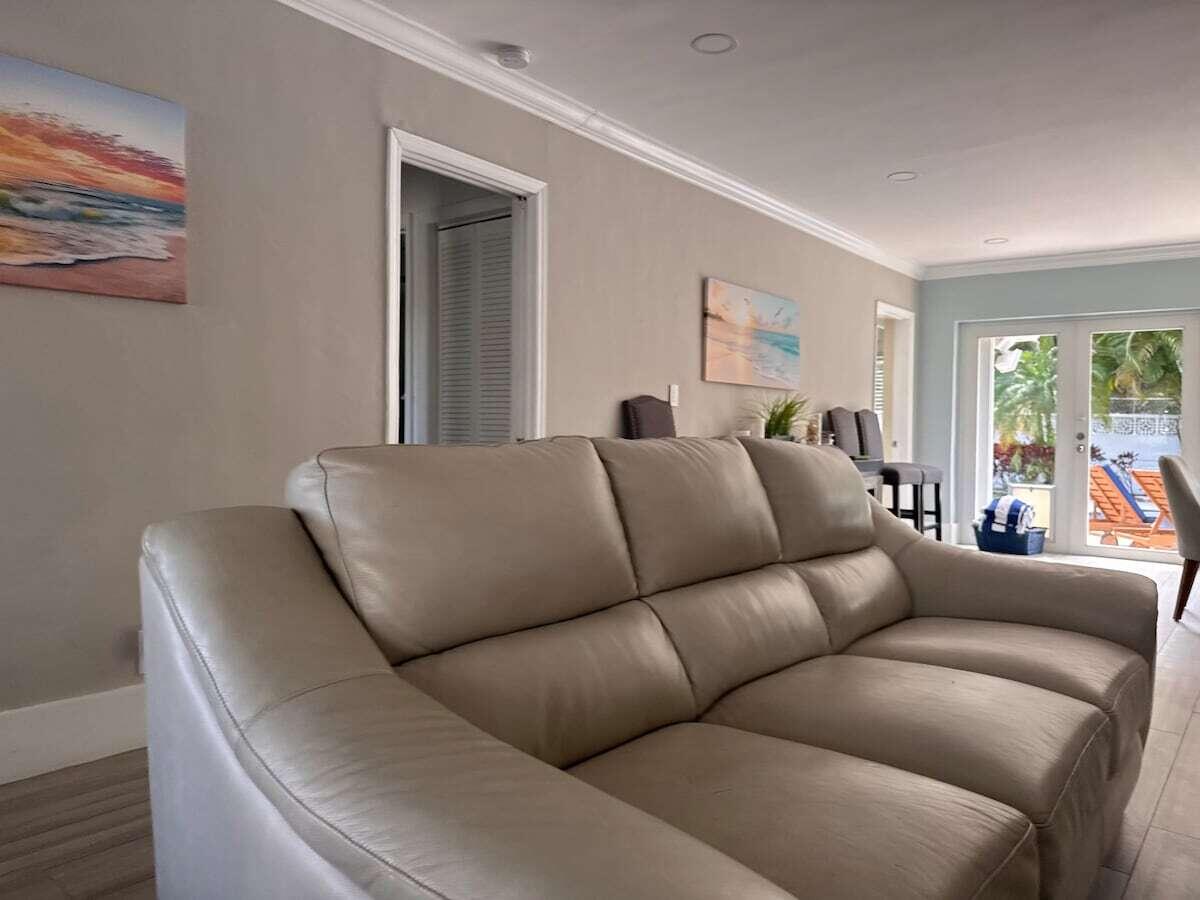 3036 NE 19TH, Fort Lauderdale FL 33305