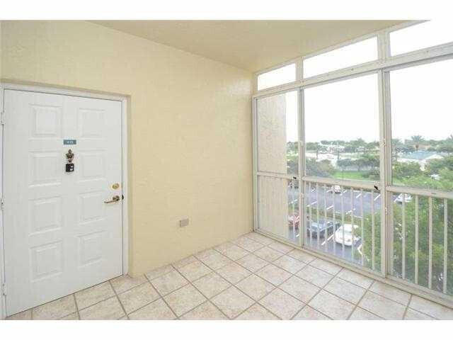 7715 SOUTHAMPTON #415, Tamarac FL 33321