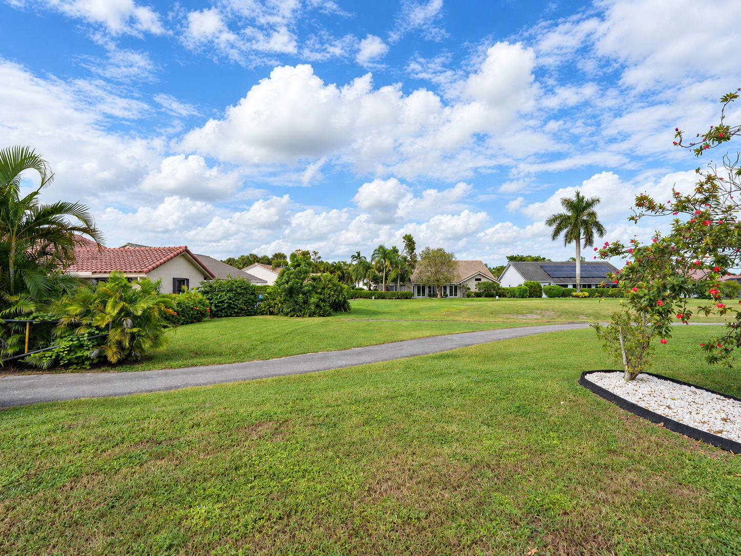 7719 NW 86TH, Tamarac FL 33321