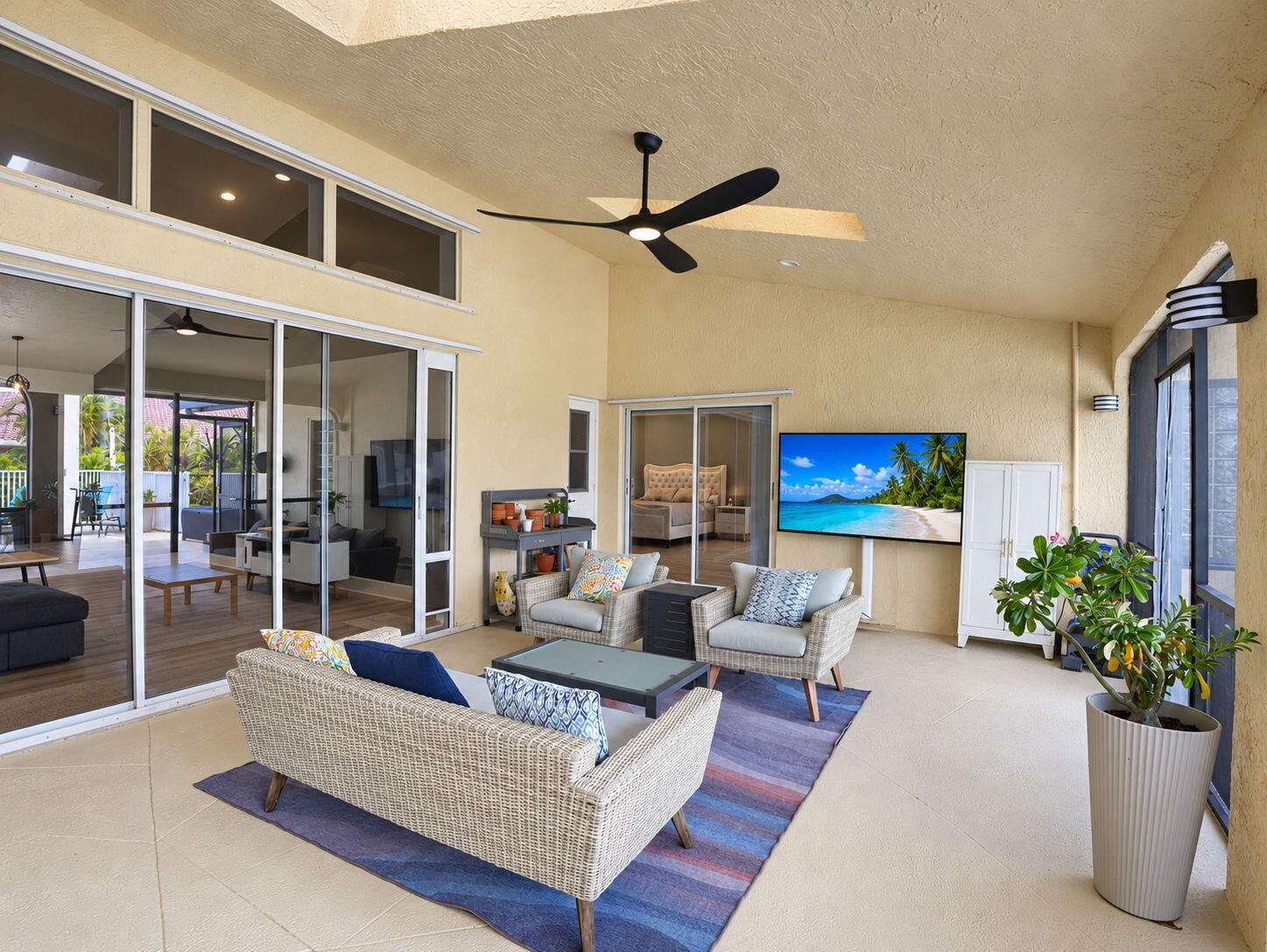7719 NW 86TH, Tamarac FL 33321