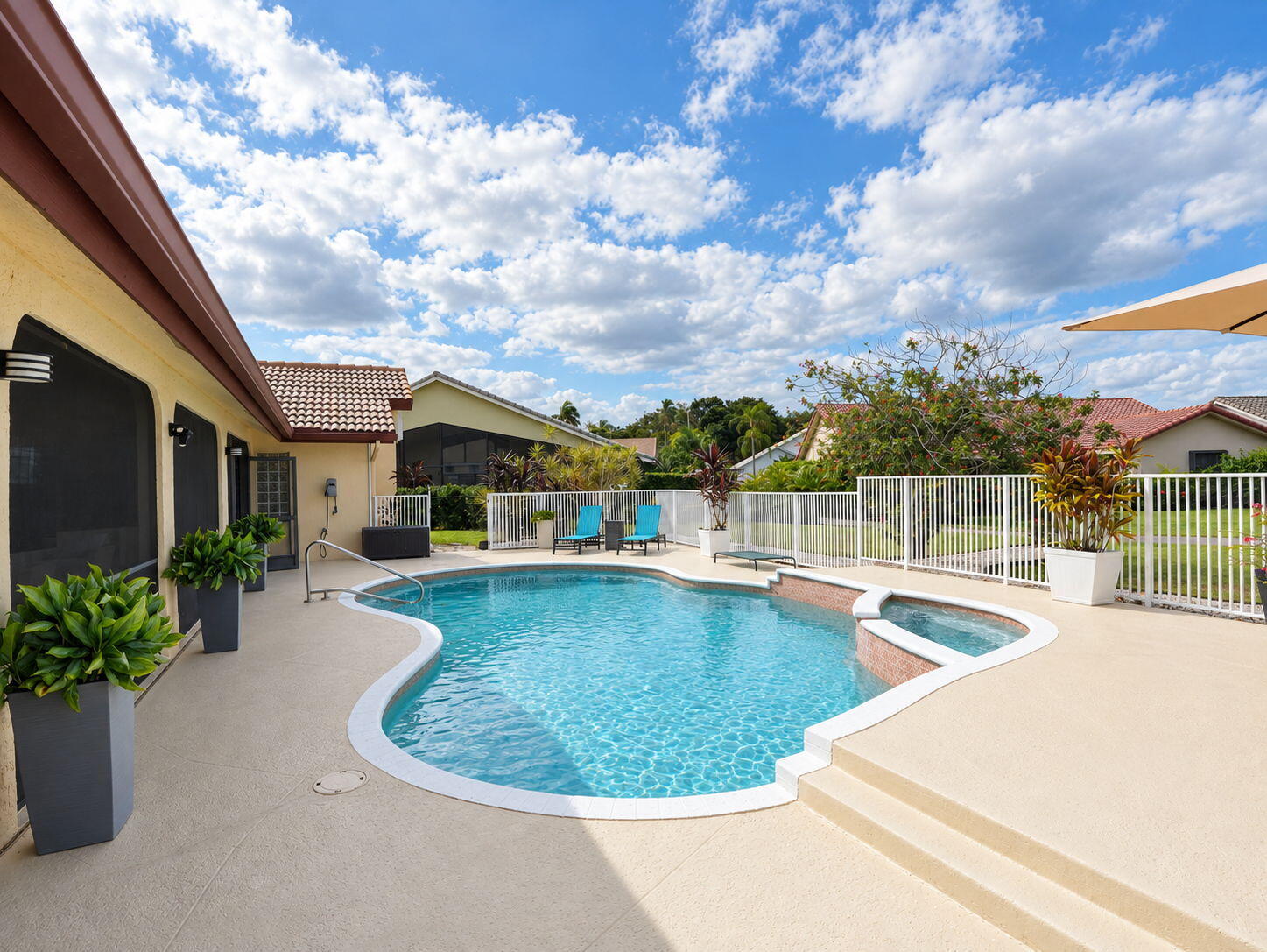 7719 NW 86TH, Tamarac FL 33321