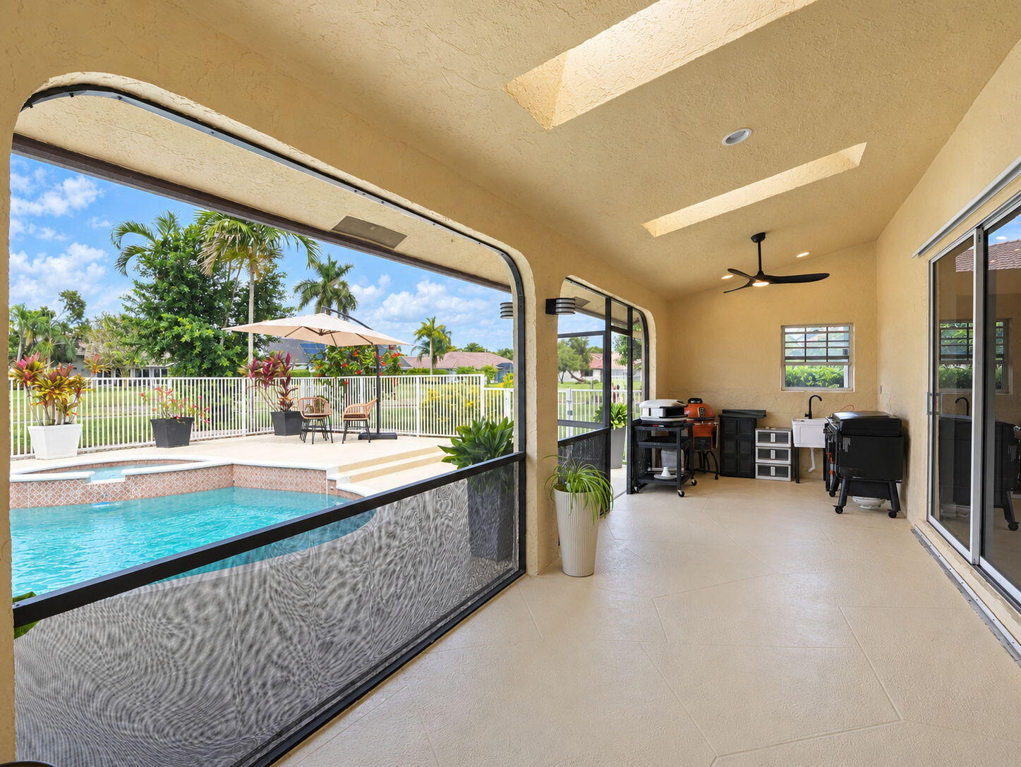 7719 NW 86TH, Tamarac FL 33321