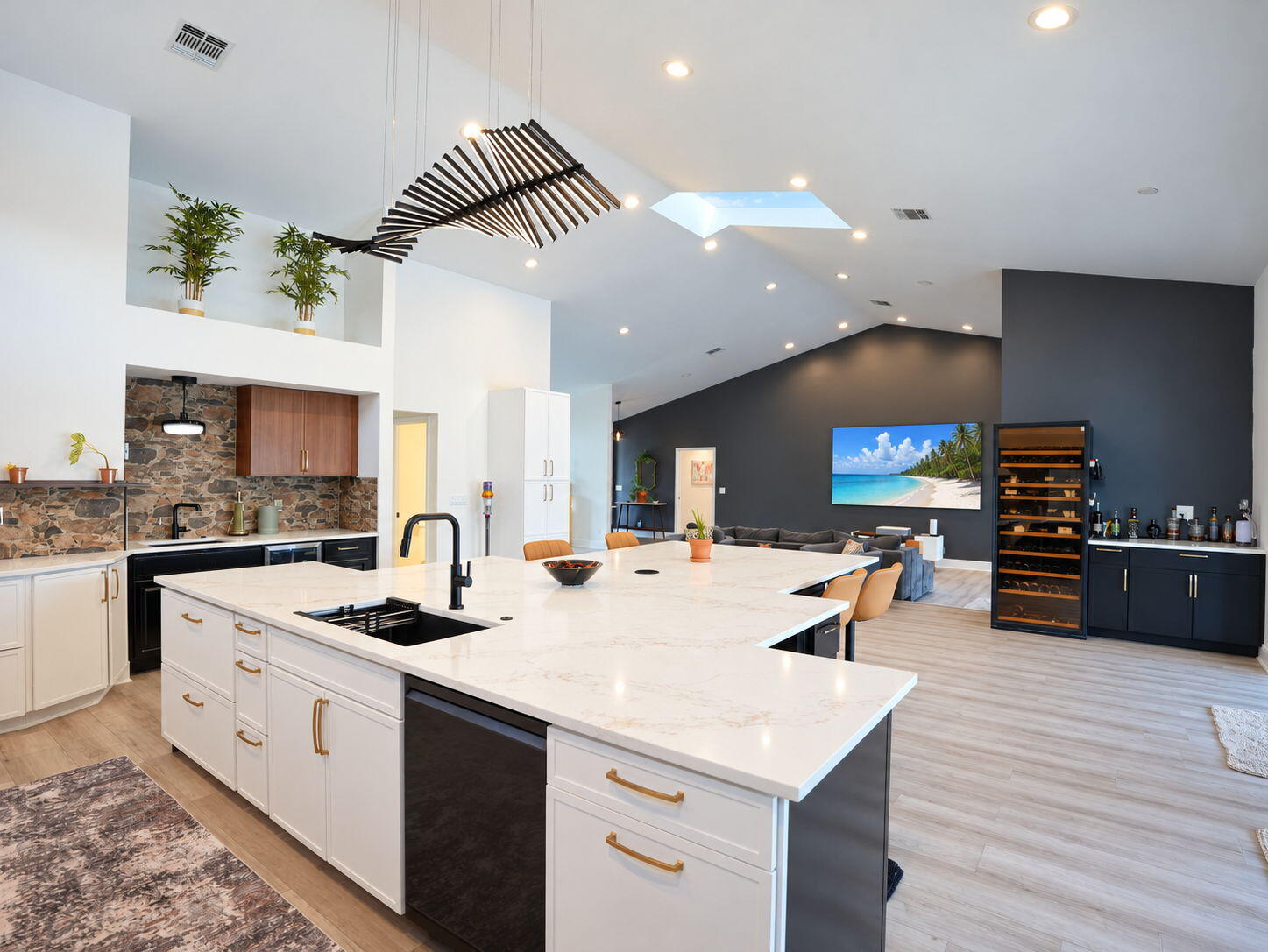 7719 NW 86TH, Tamarac FL 33321