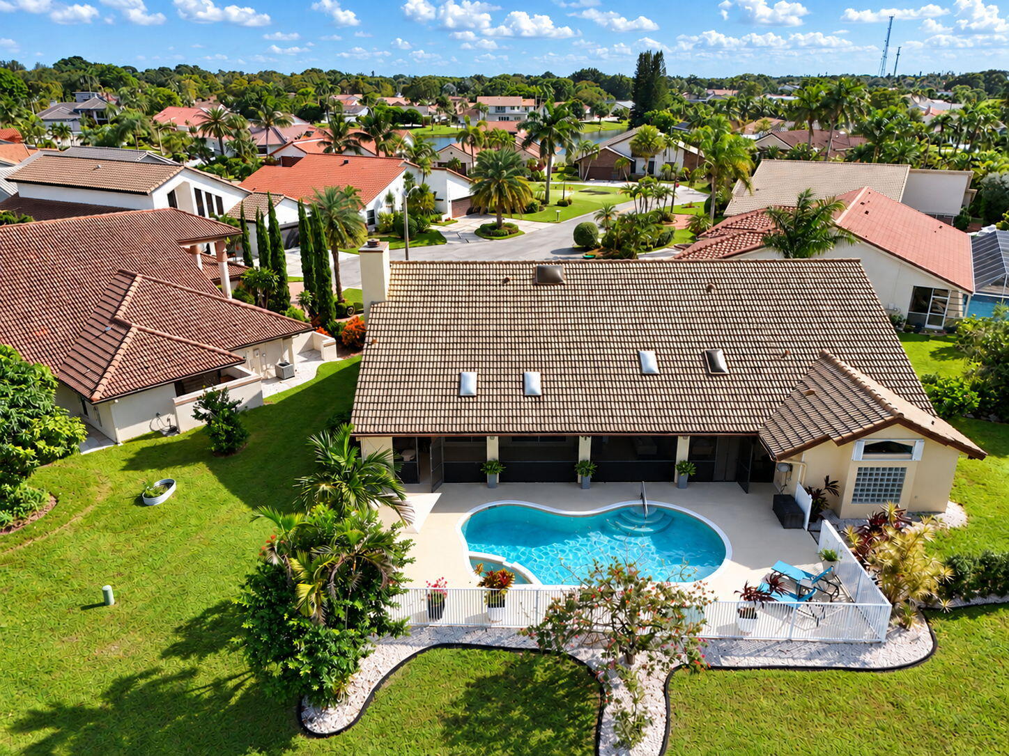 7719 NW 86TH, Tamarac FL 33321