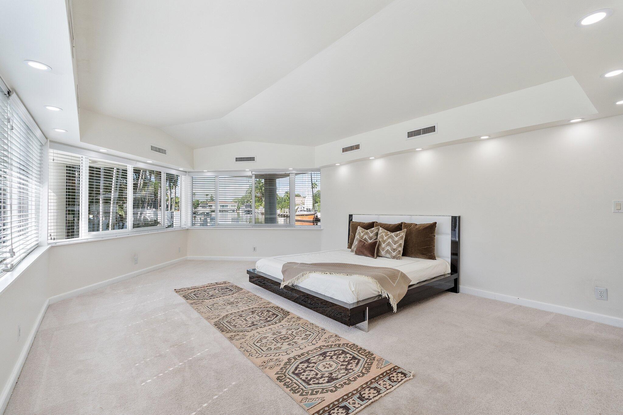 3241 NE 56TH, Fort Lauderdale FL 33308