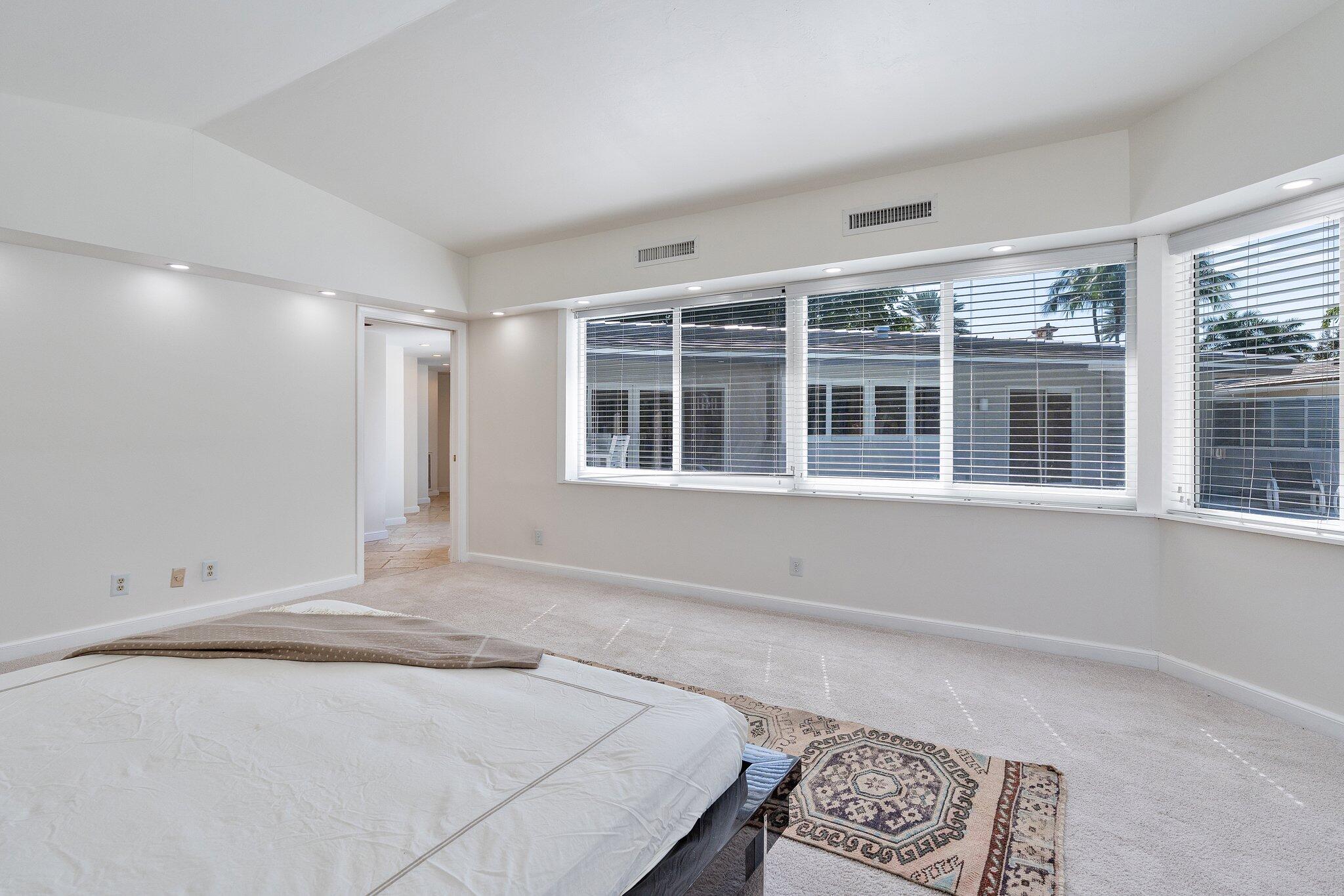 3241 NE 56TH, Fort Lauderdale FL 33308