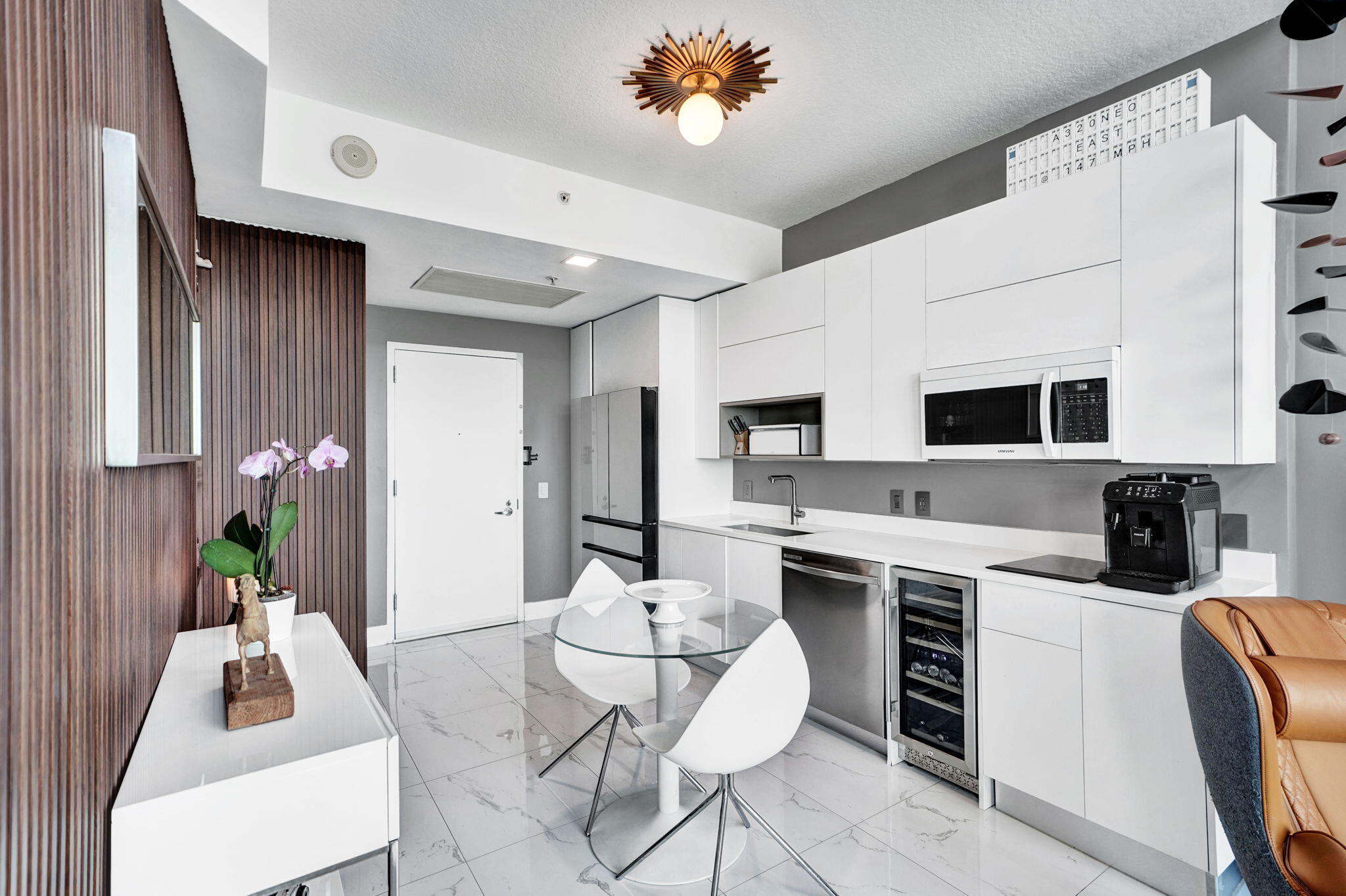 60 SW 13TH #3411, Miami FL 33130