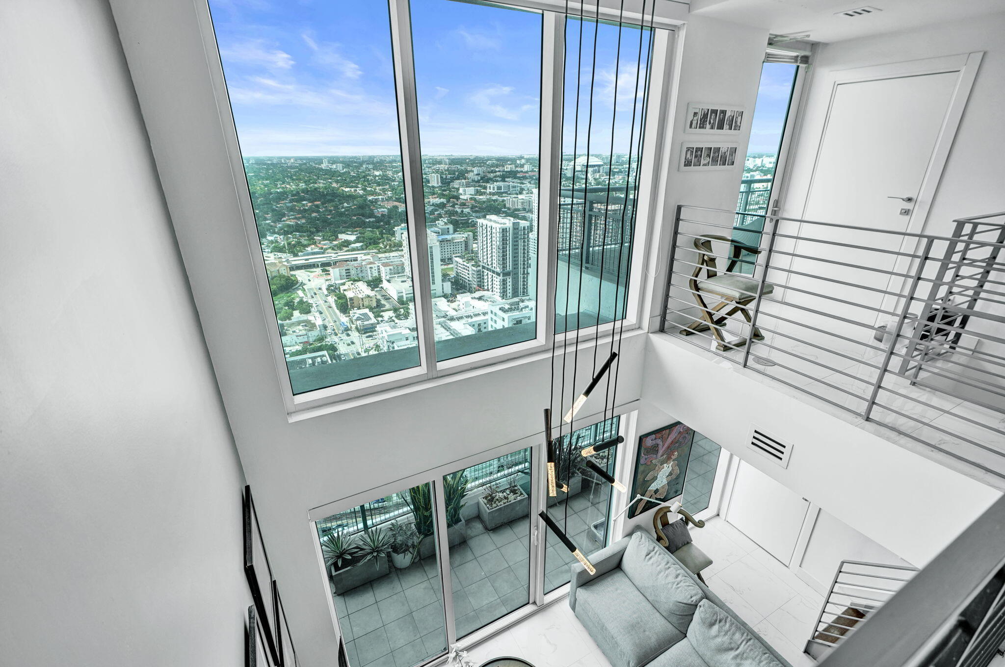 60 SW 13TH #3411, Miami FL 33130