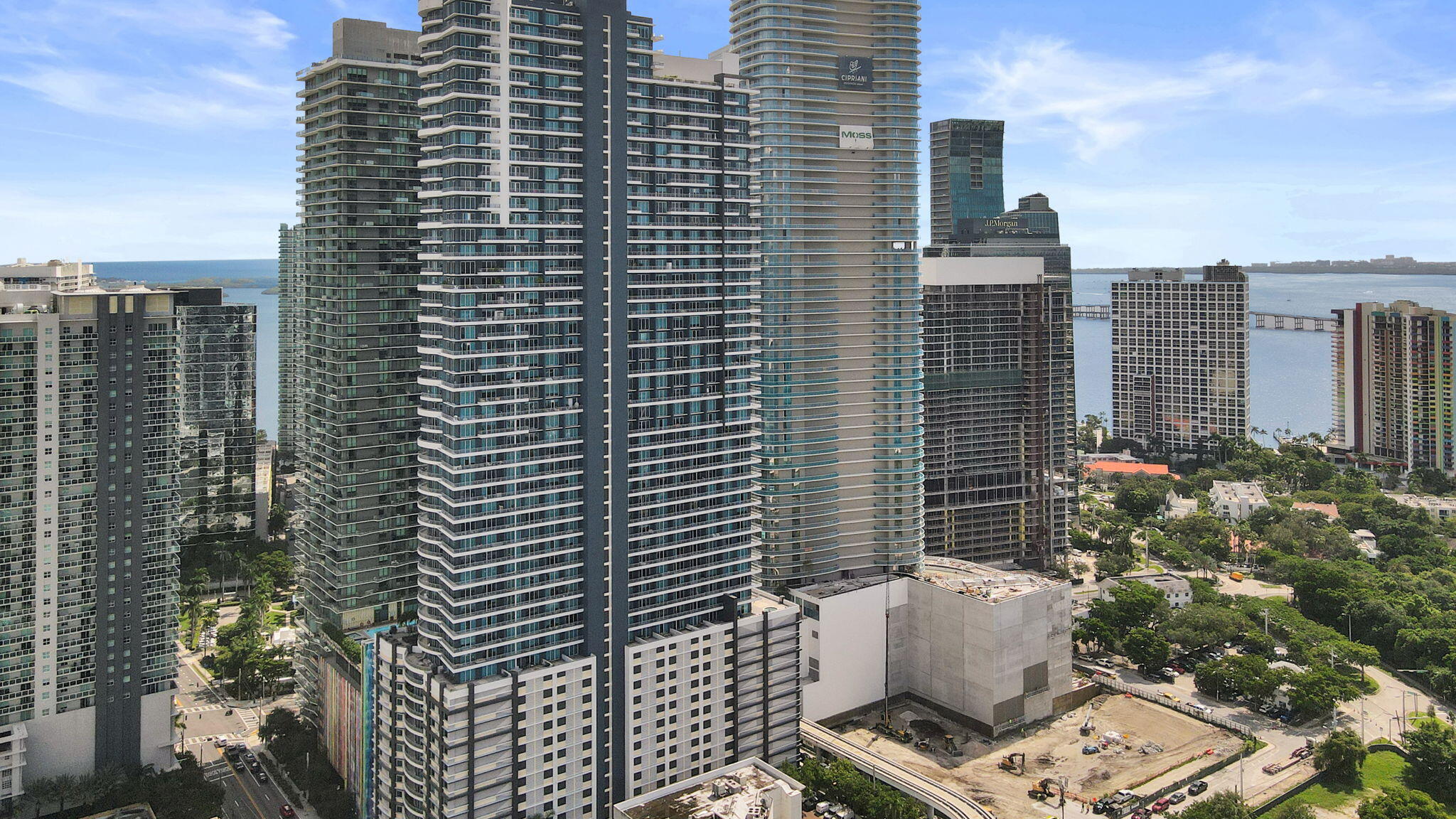 60 SW 13TH #3411, Miami FL 33130
