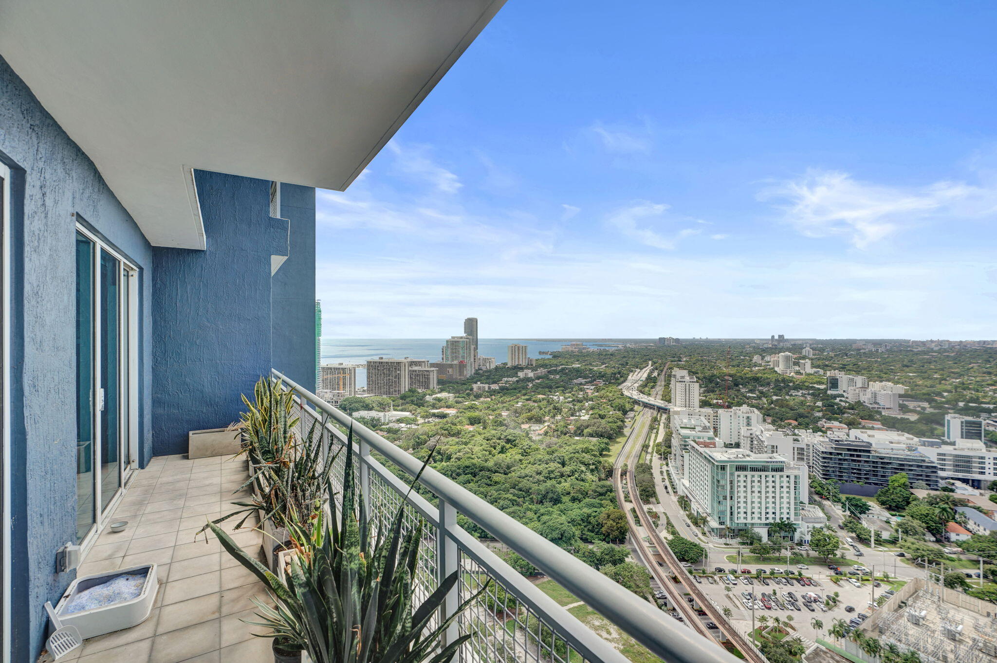 60 SW 13TH #3411, Miami FL 33130