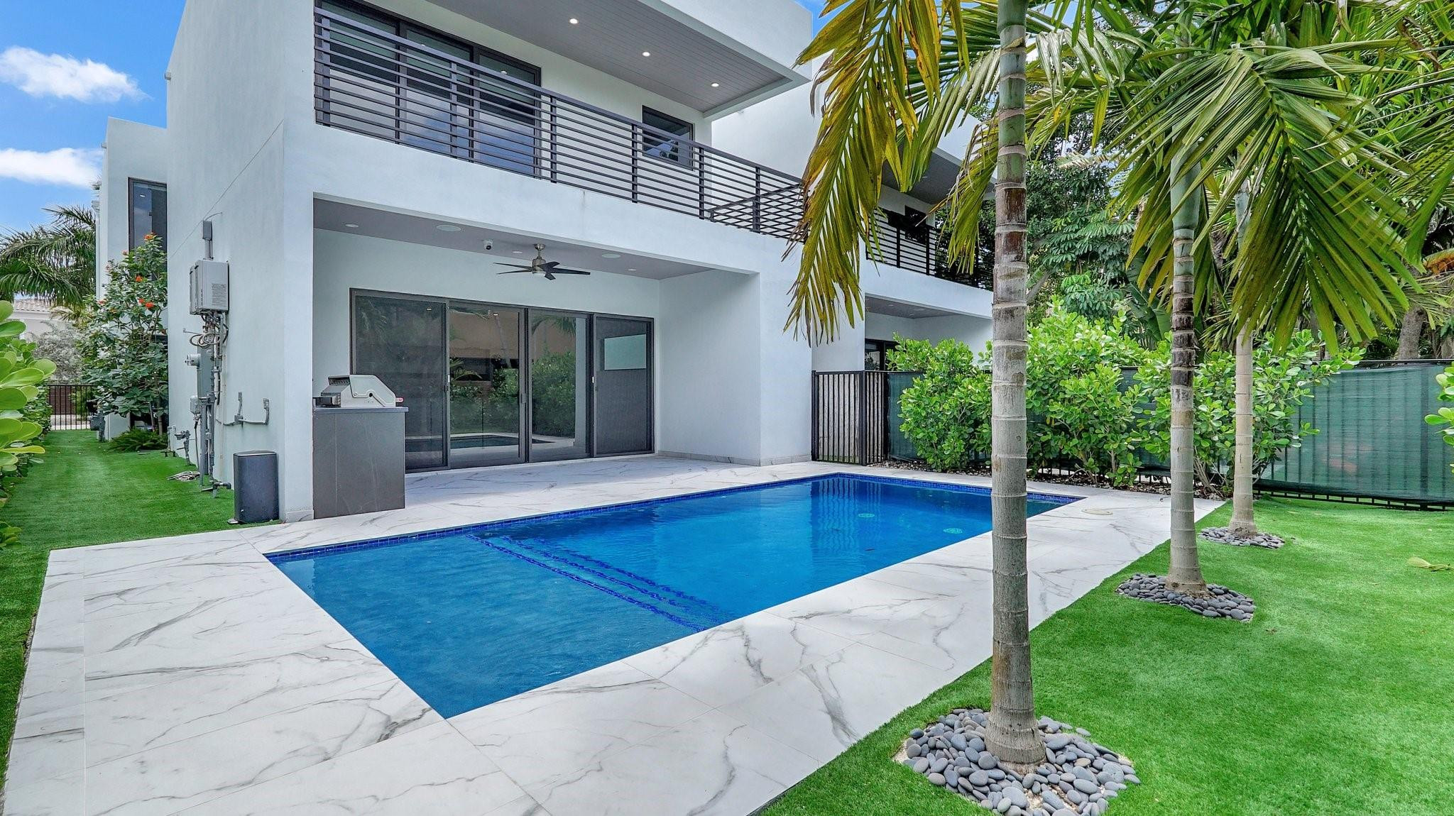 1620 NE 5TH #B, Fort Lauderdale FL 33301