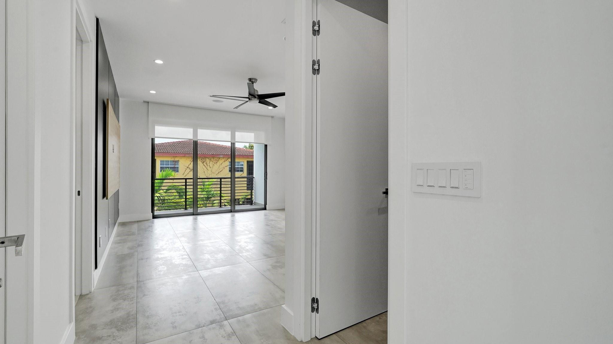 1620 NE 5TH #B, Fort Lauderdale FL 33301