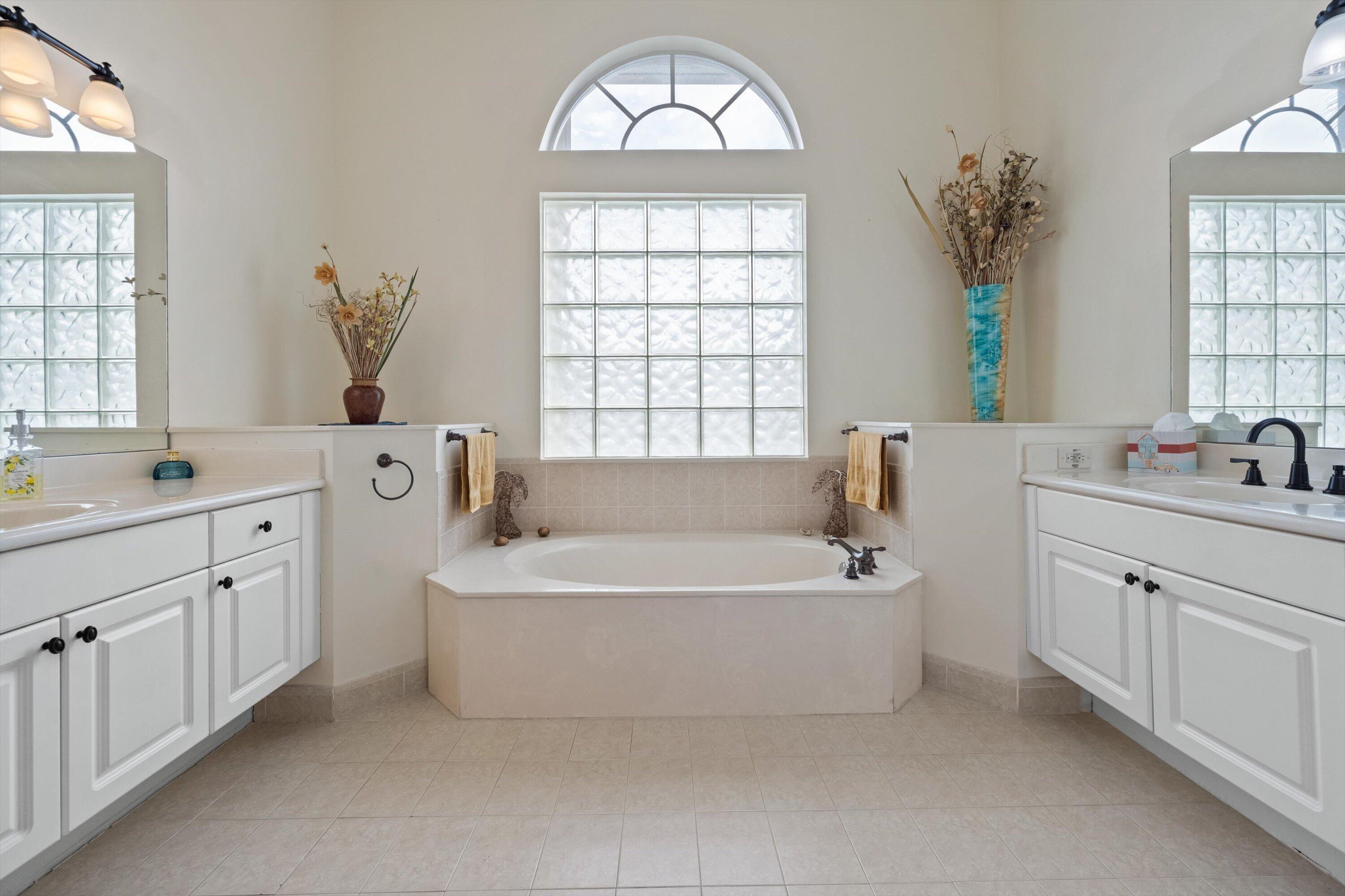 1867 Waldorf, Royal Palm Beach FL 33411