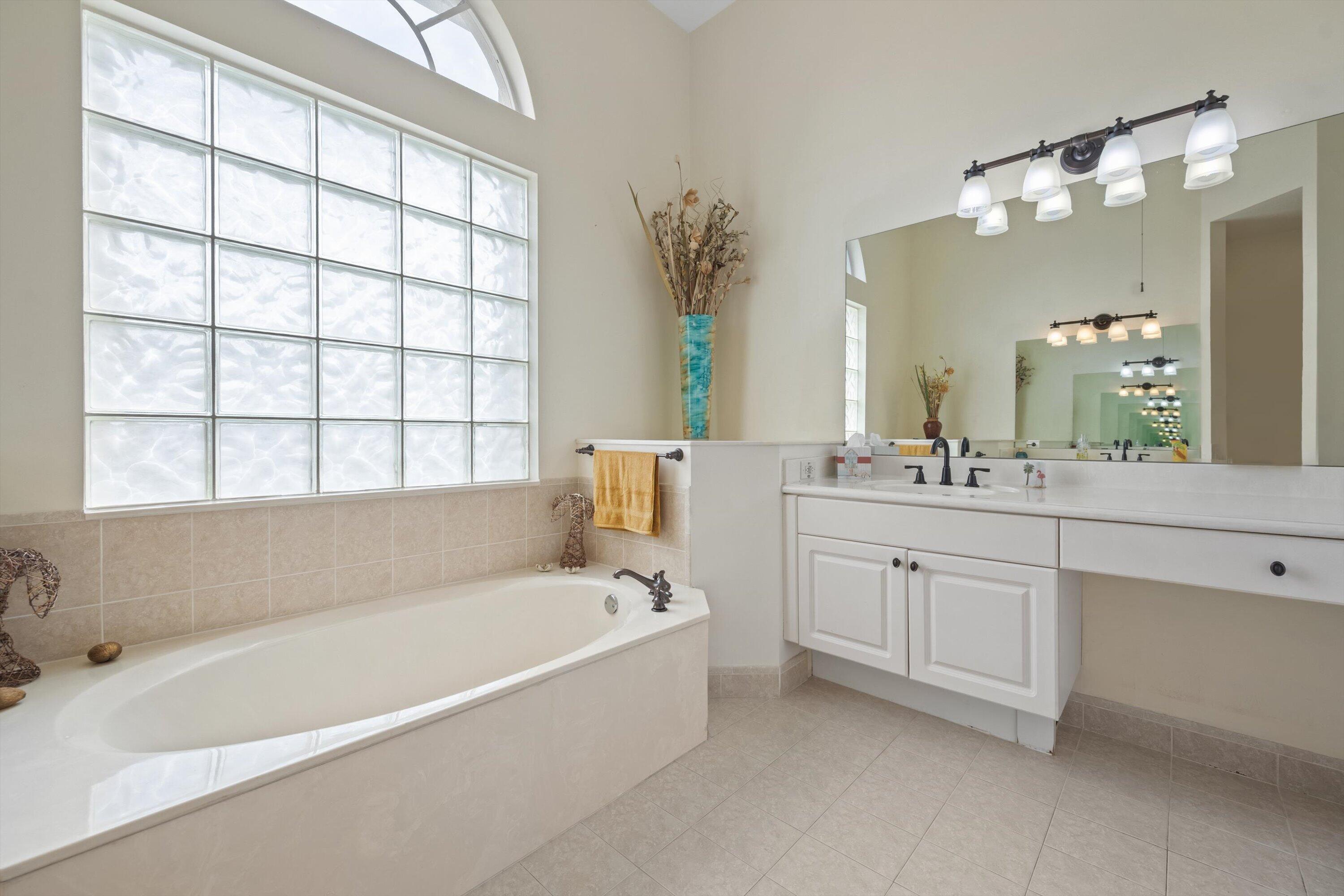 1867 Waldorf, Royal Palm Beach FL 33411