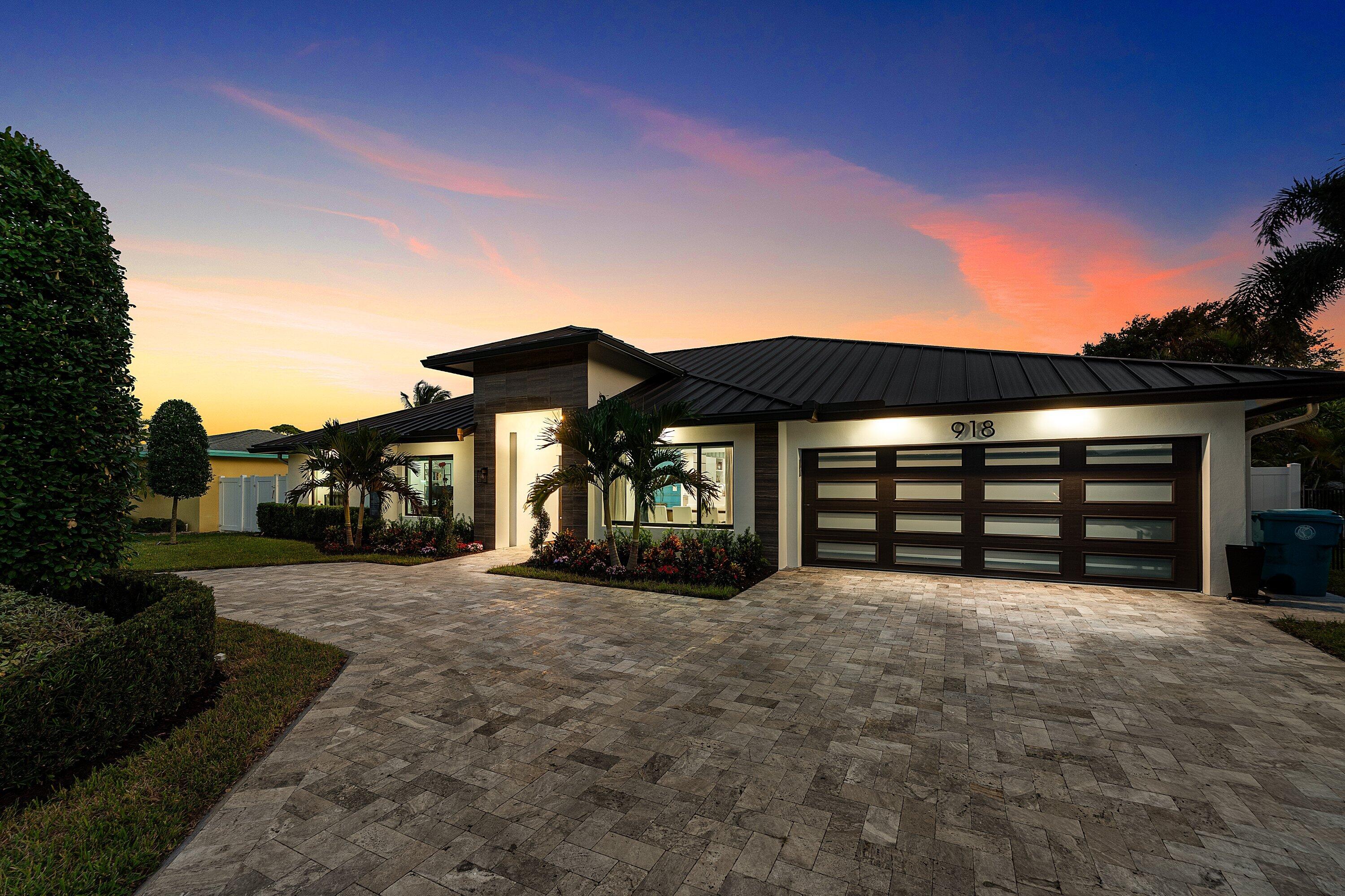 918 SW 28th, Boynton Beach FL 33435